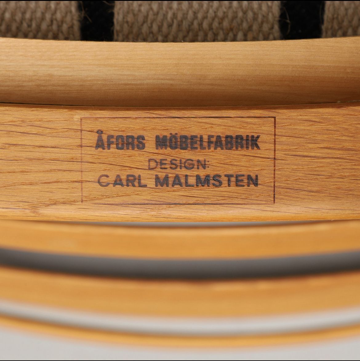 Carl Malmsten ‘Stora Fjäderbrickan’ Oak Lounge Armchairs . photo for sale