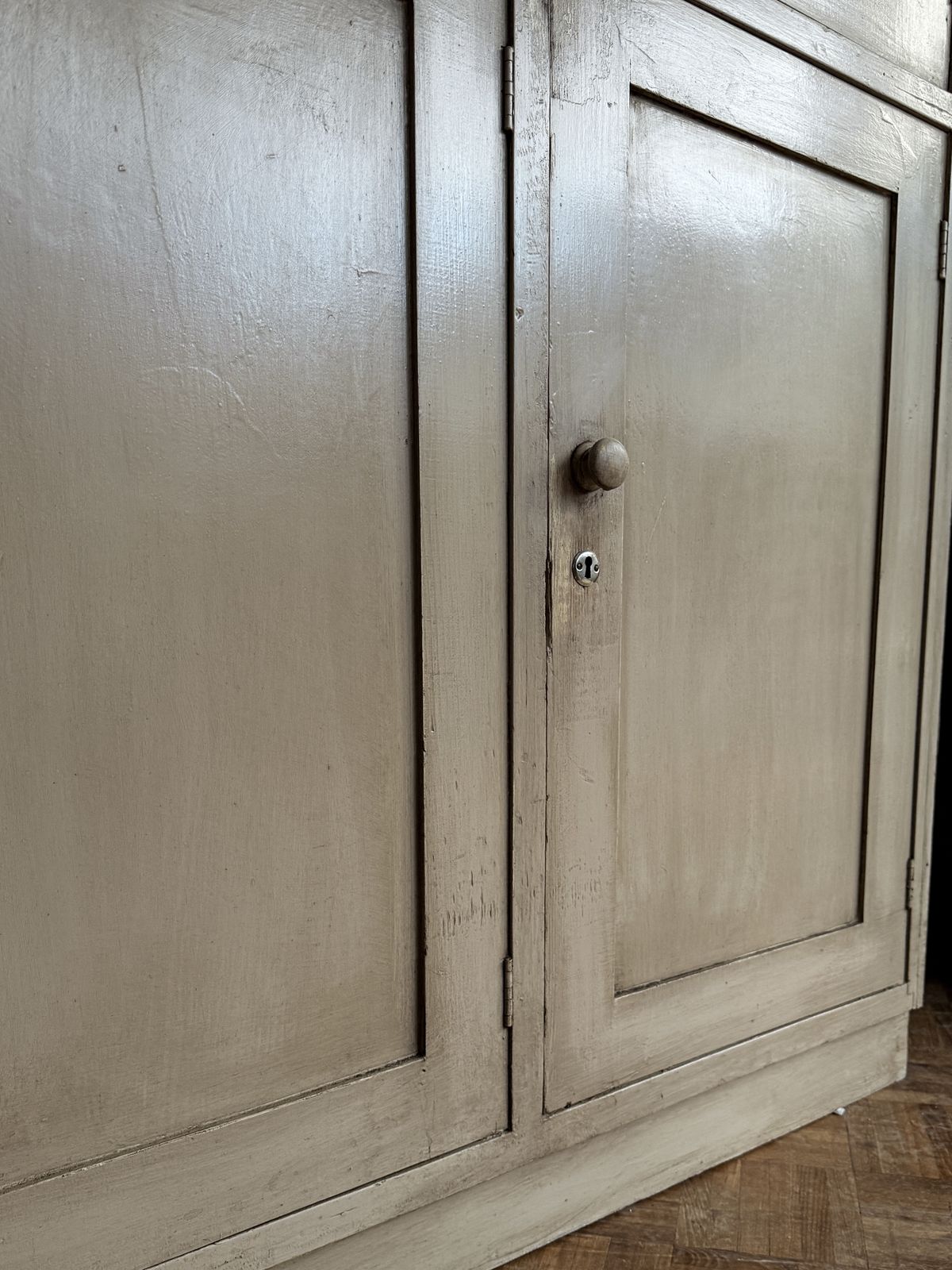 19th Century English Painted Pine Housekeepers Cupboard / Dresser / Larder photo vinterior
