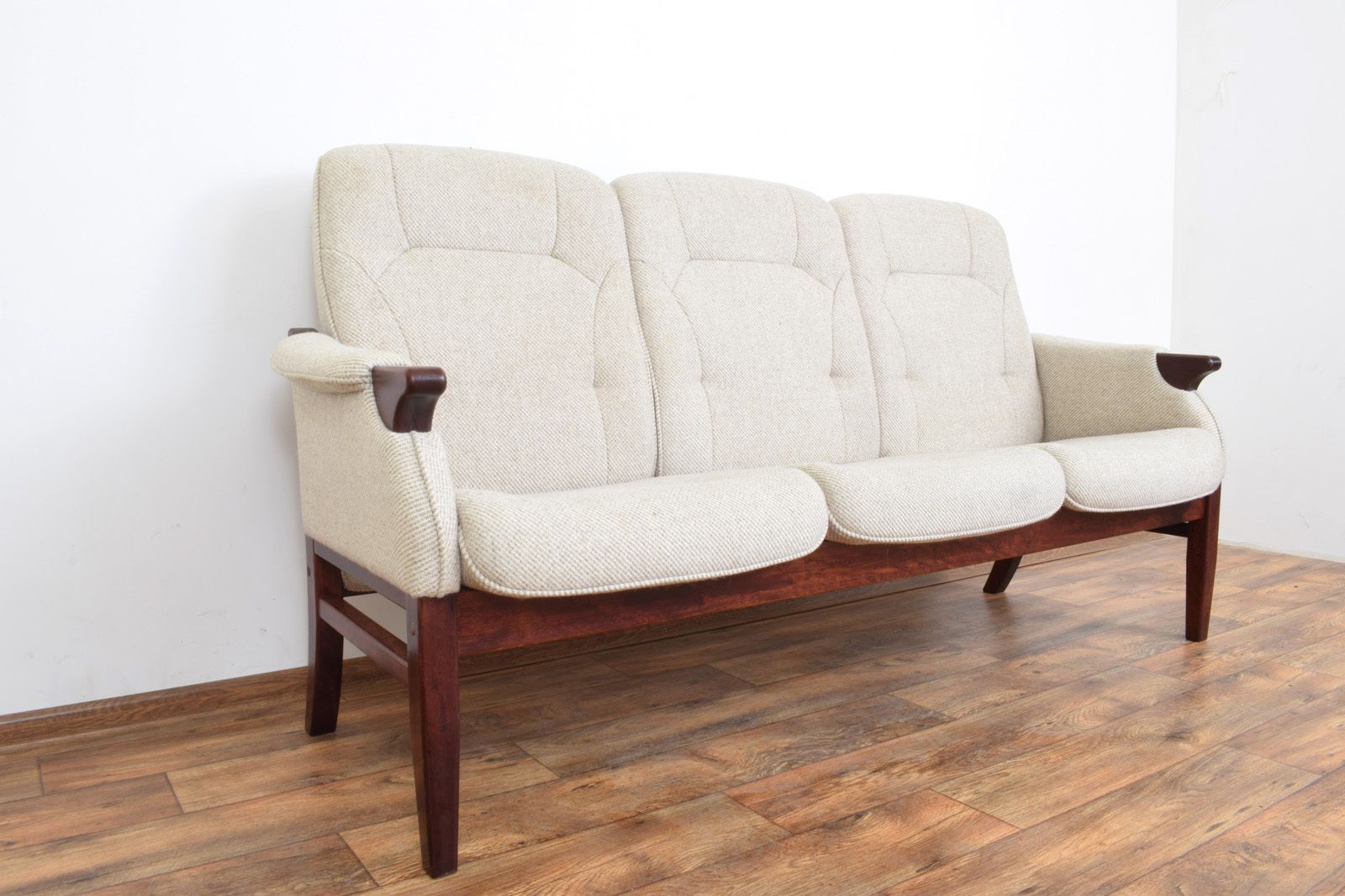 Mid Century Danish Sofa, 1970s. photo vintage