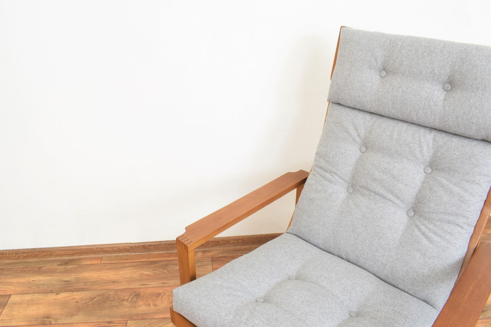 photo vinterior Mid Century Danish Oak Armchair By Leif Alring For Madsen & Schubell, 1960s.