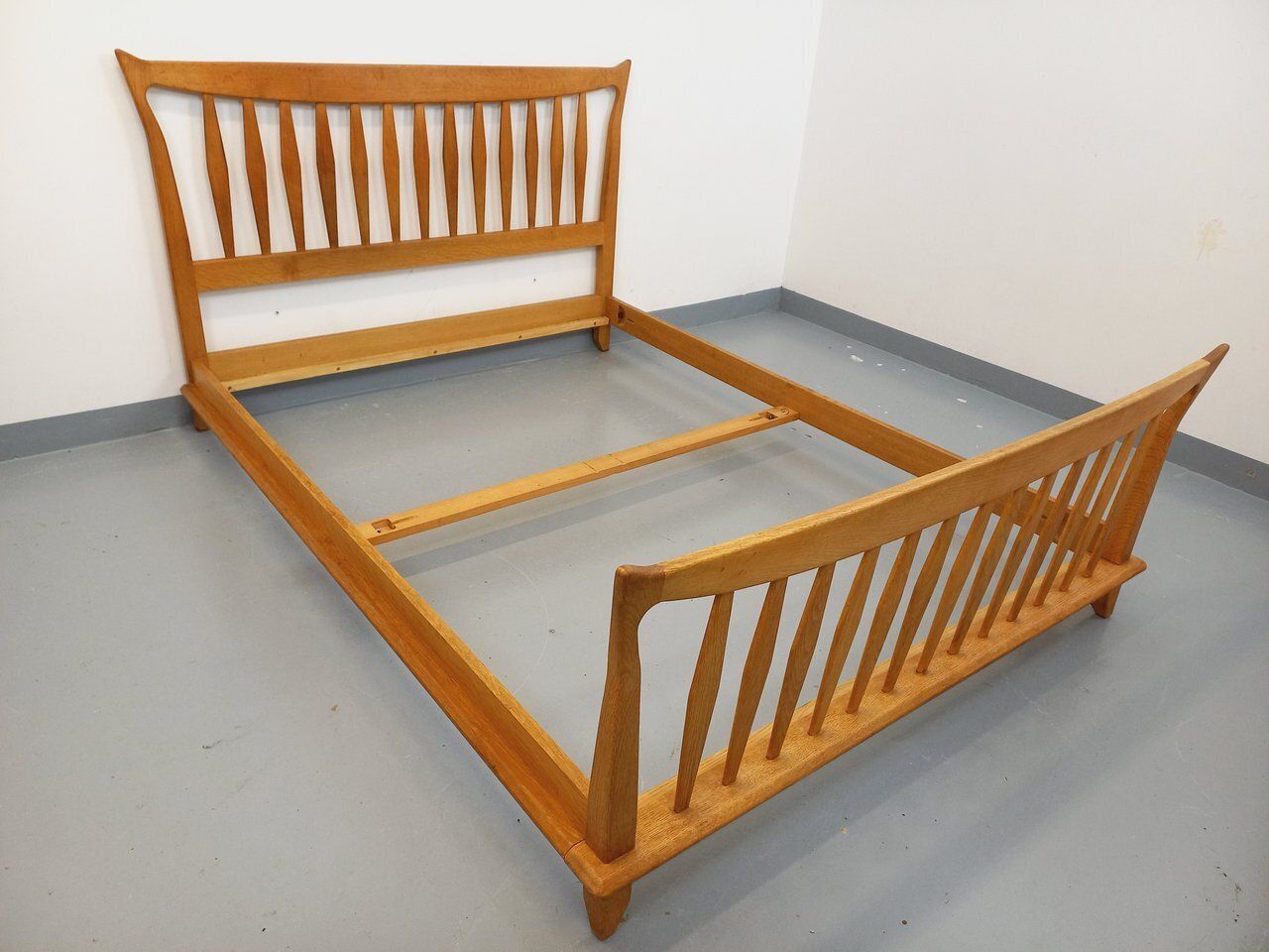 photo vinterior Guillerme And Chambron Double Bed In Solid Oak