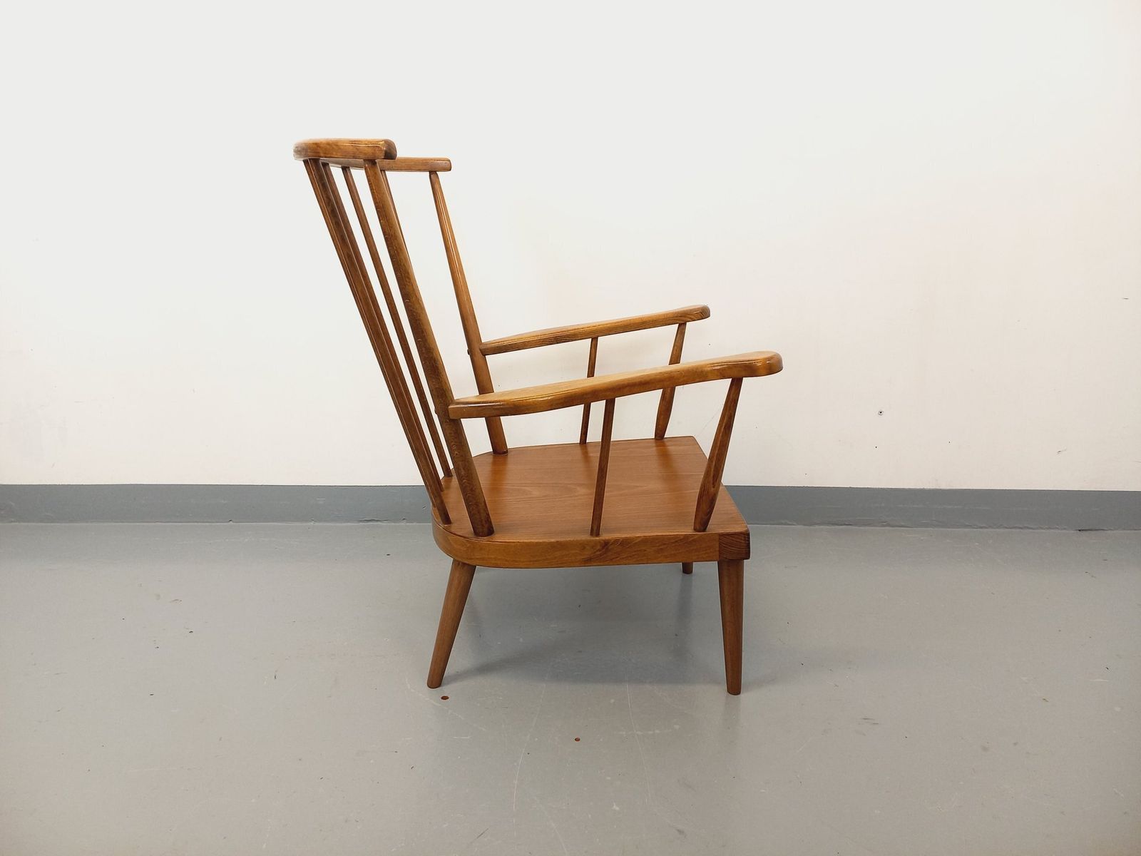 Baumann Fan Armchair, 1960s, Wooden photo Furniture