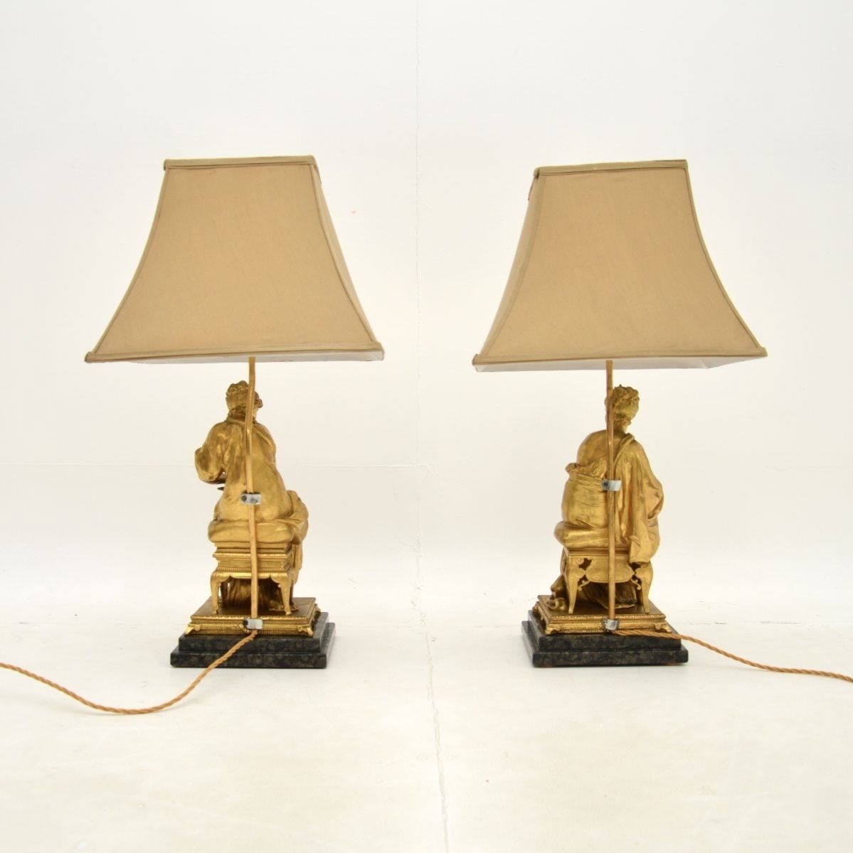 photo furniture Pair Of Antique Victorian Gilt Bronze Table Lamps