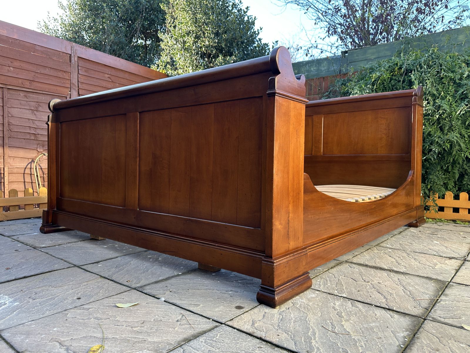 photo for sale Splendid And So To Bed Luxury French Style Smaller Super King Frame   Great Condition