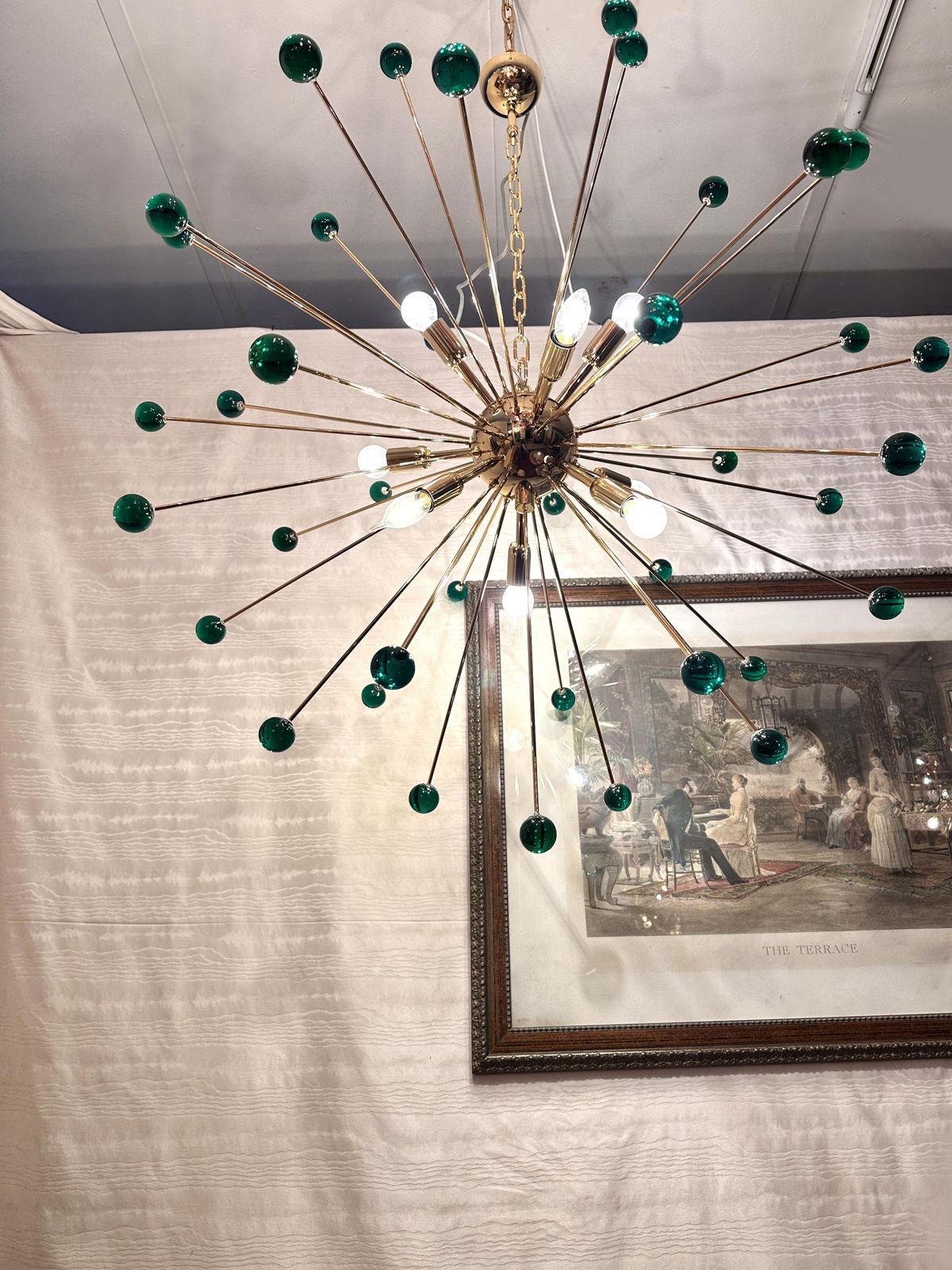 photo furniture Contemporary Green “Star” Murano Glass Sputnik Chandelier