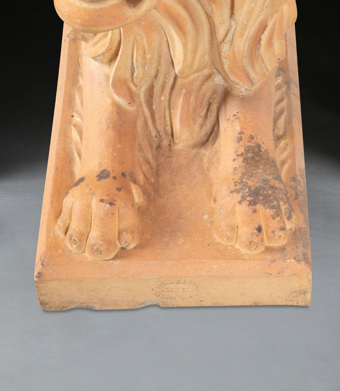 Large Pair Of 19th Century Terracotta Lions photo vinterior