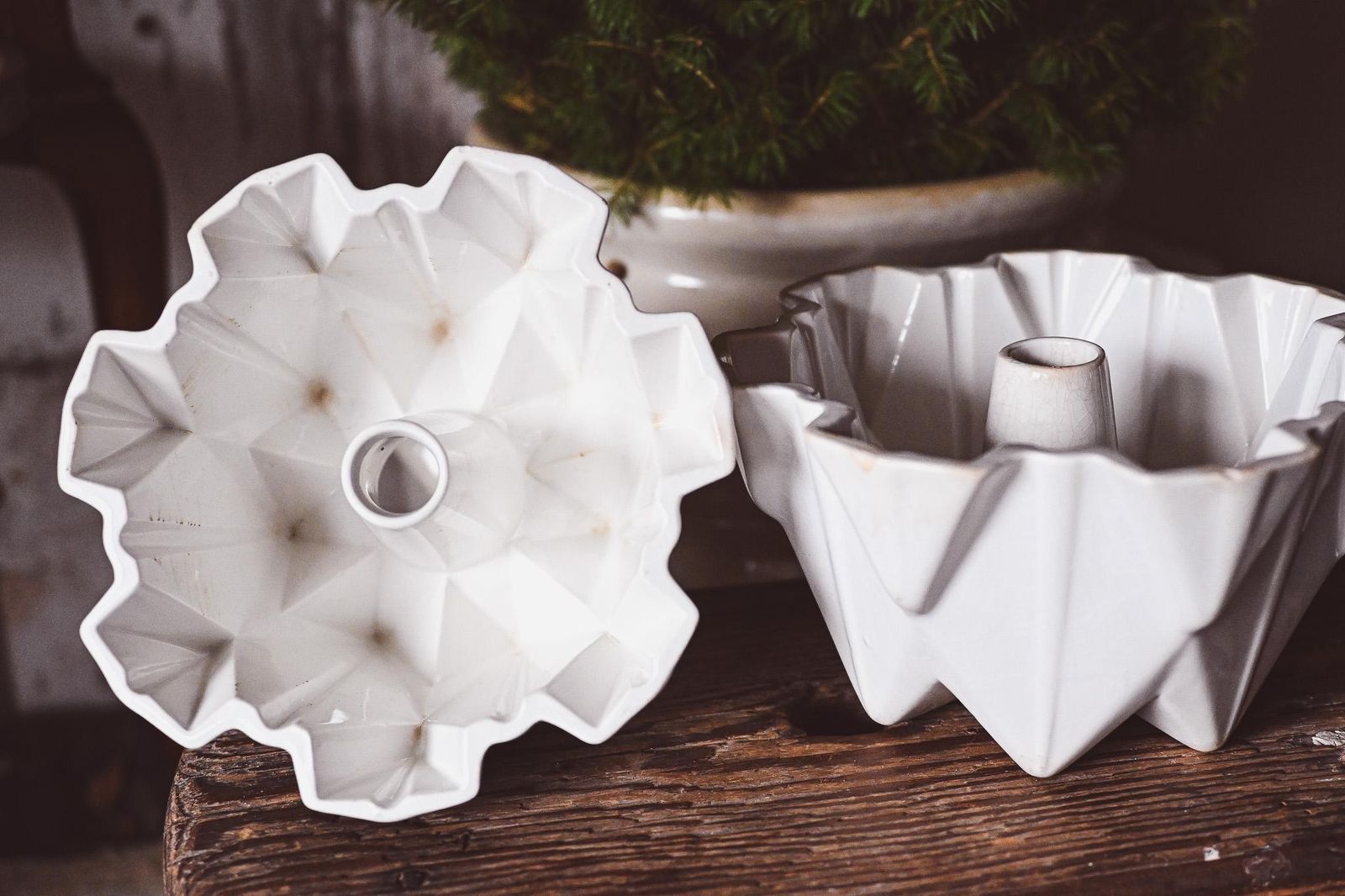 Vintage Maastricht Snowflake Bundt Molds Pair | Dutch Ceramic Baking Molds | White Star Shaped | 16 17cm Holland photo for sale