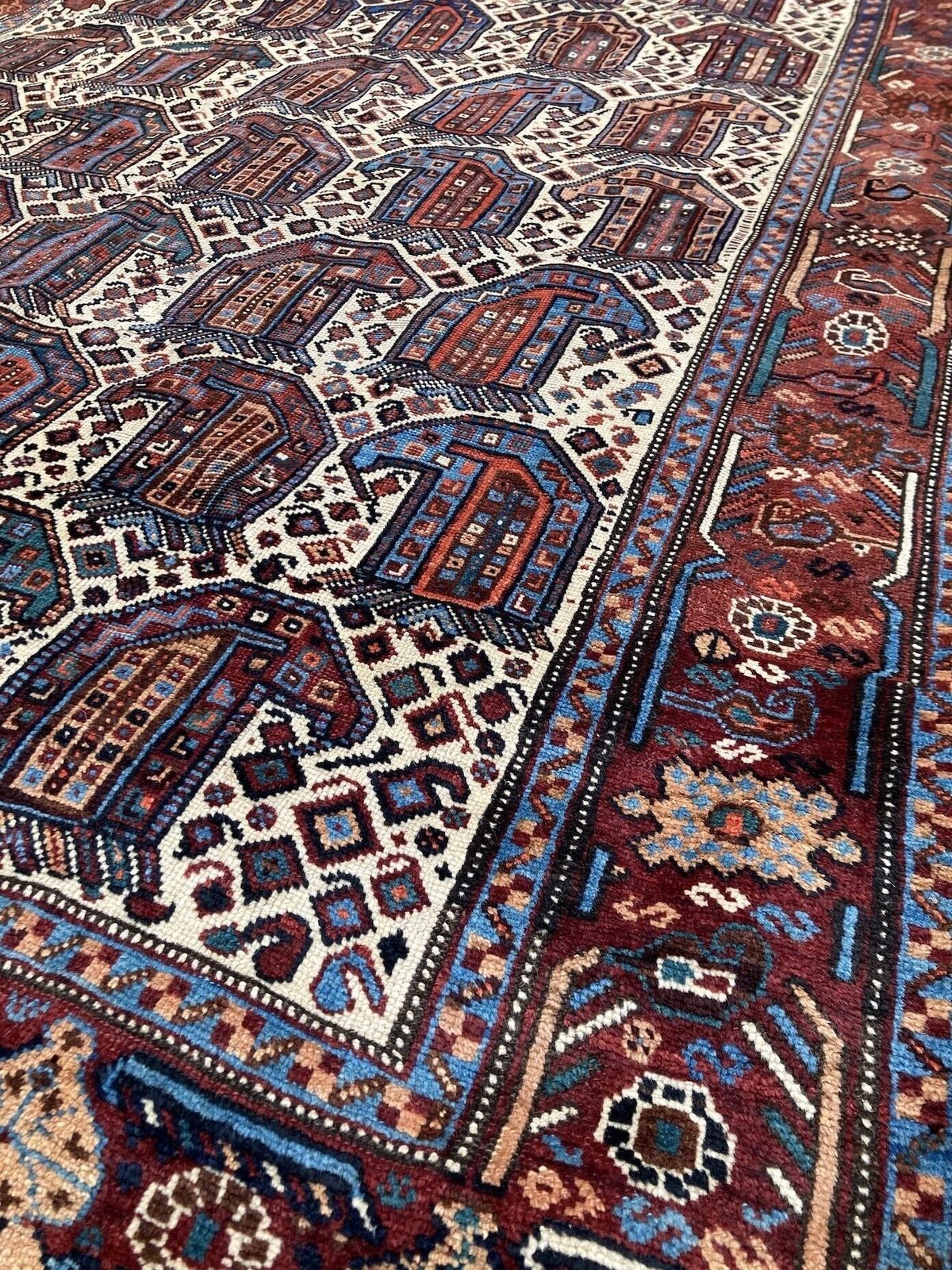Antique Khamseh Rug 1.90m X 1.39m photo vintage