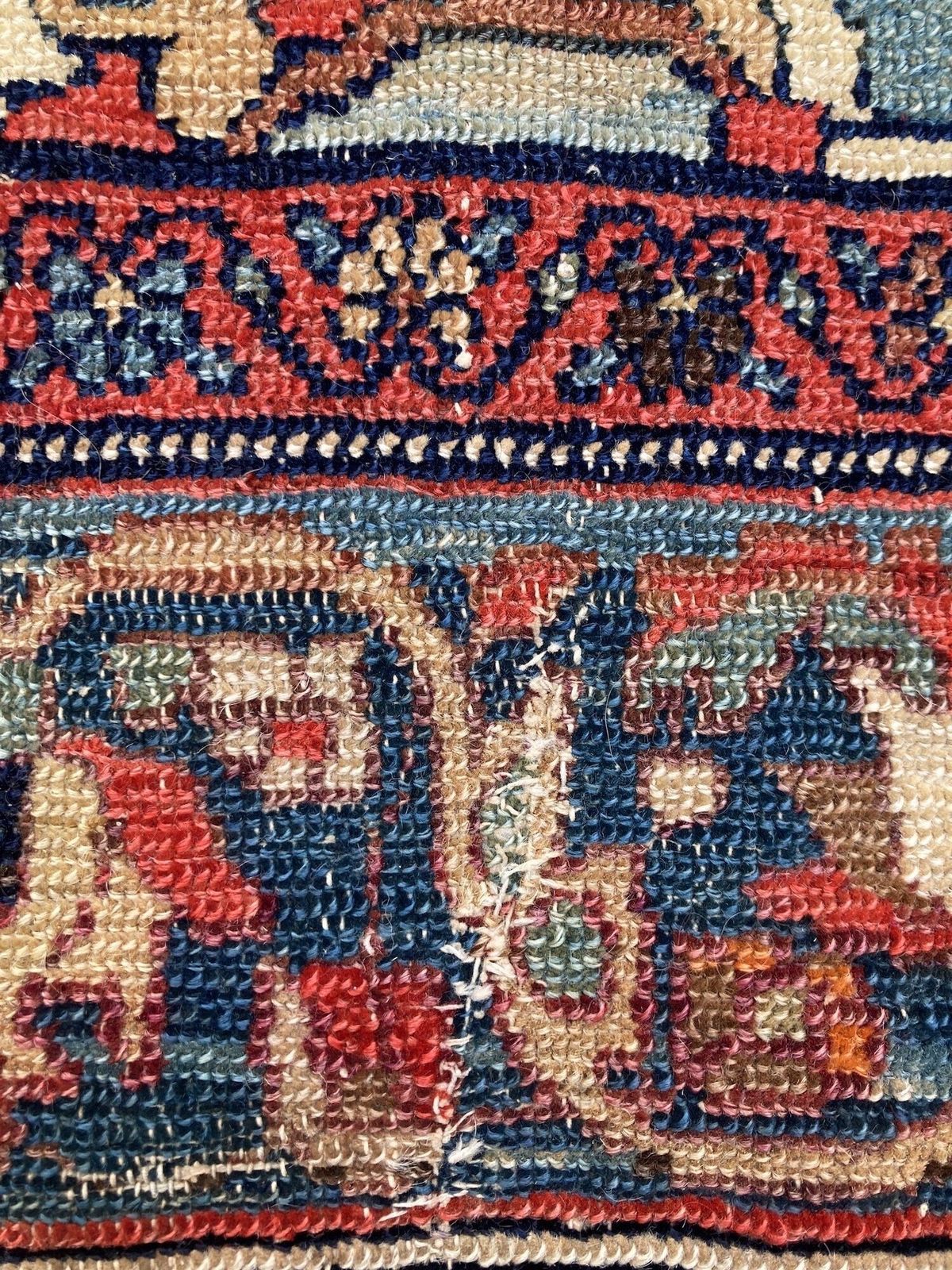photo vintage Antique Malayer Rug 1.78m X 1.19m