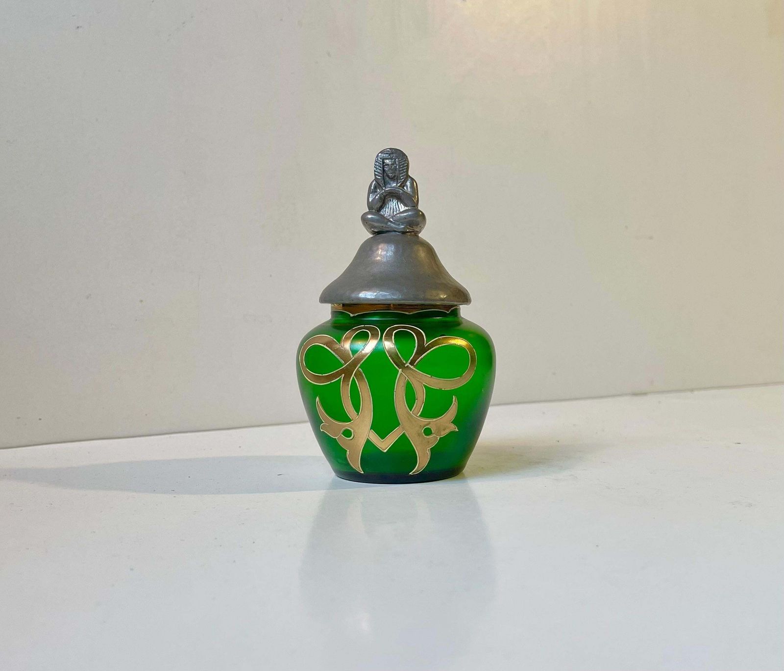 Eclectic French Jugend Vanity Trinket Jar In Green Glass & Pewter Pharaoh Lid photo vinterior