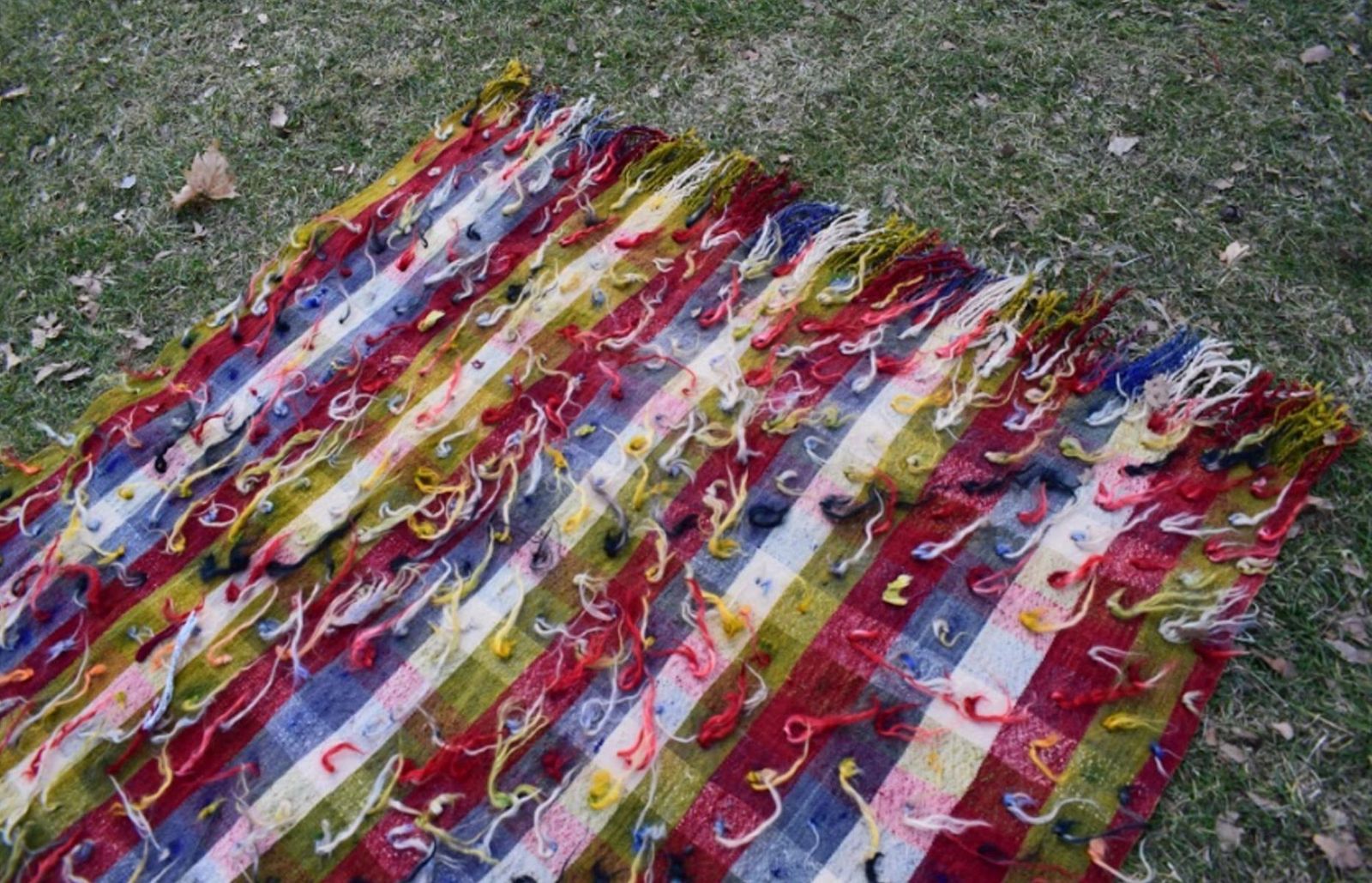 Angora Filikli Rug, 1970s, Vintage photo furniture