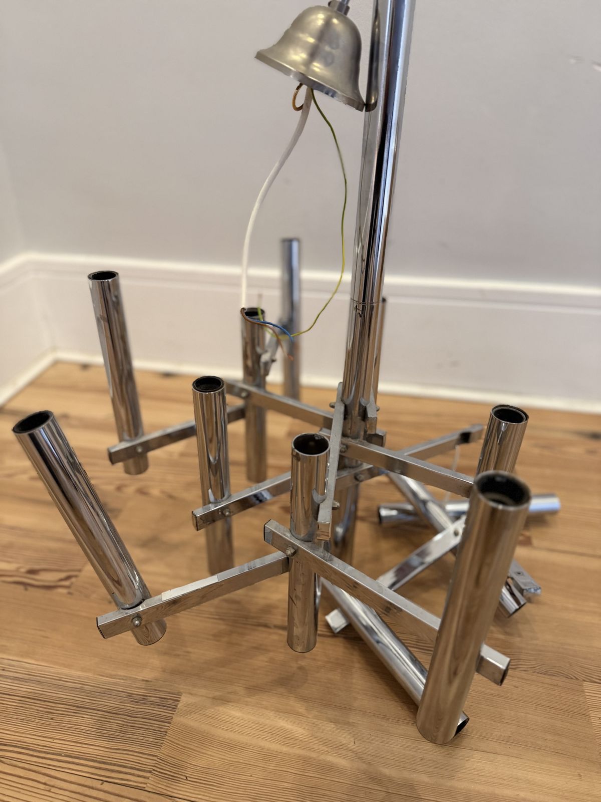 Vintage Italian Gaetano Sciolari Style Chrome Metal Chandelier (Needs Restoration)