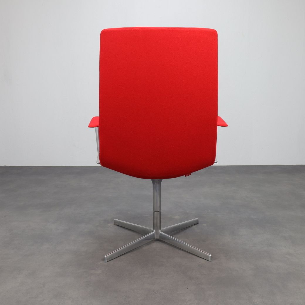 Set Of 2 “Catifa 70” Swivel Lounge Chairs By Arper, Italy photo 765.0