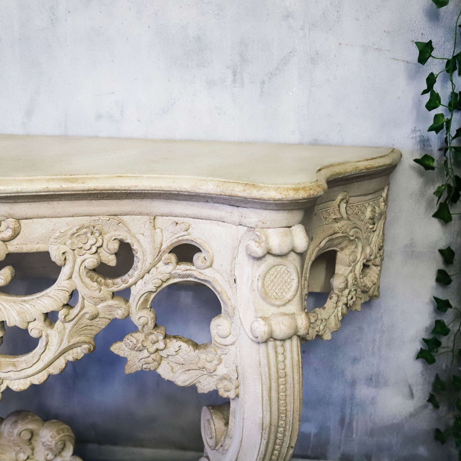 Pair Of 1930s French Hand Carved Wall Console Tables In Antique White Finish photo Furniture
