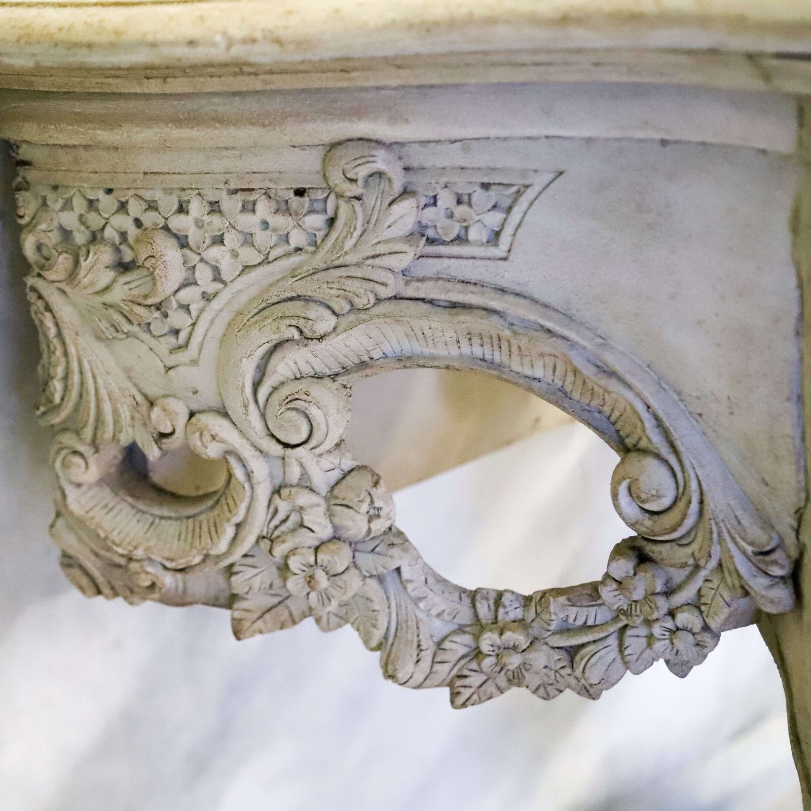 Pair Of 1930s French Hand Carved Wall Console Tables In Antique White Finish photo vintage