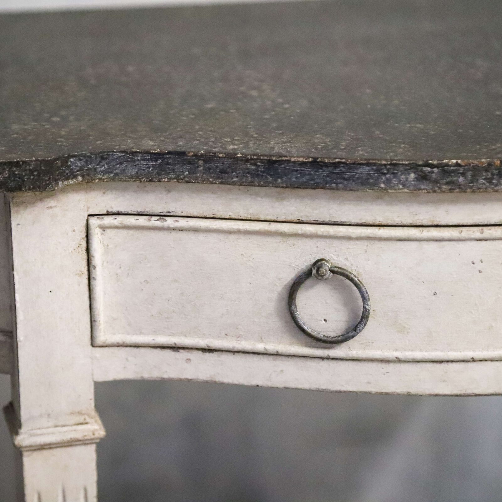 Decorative Serpentine Fronted Console Table In Antique White With Faux Slate Top photo Furniture