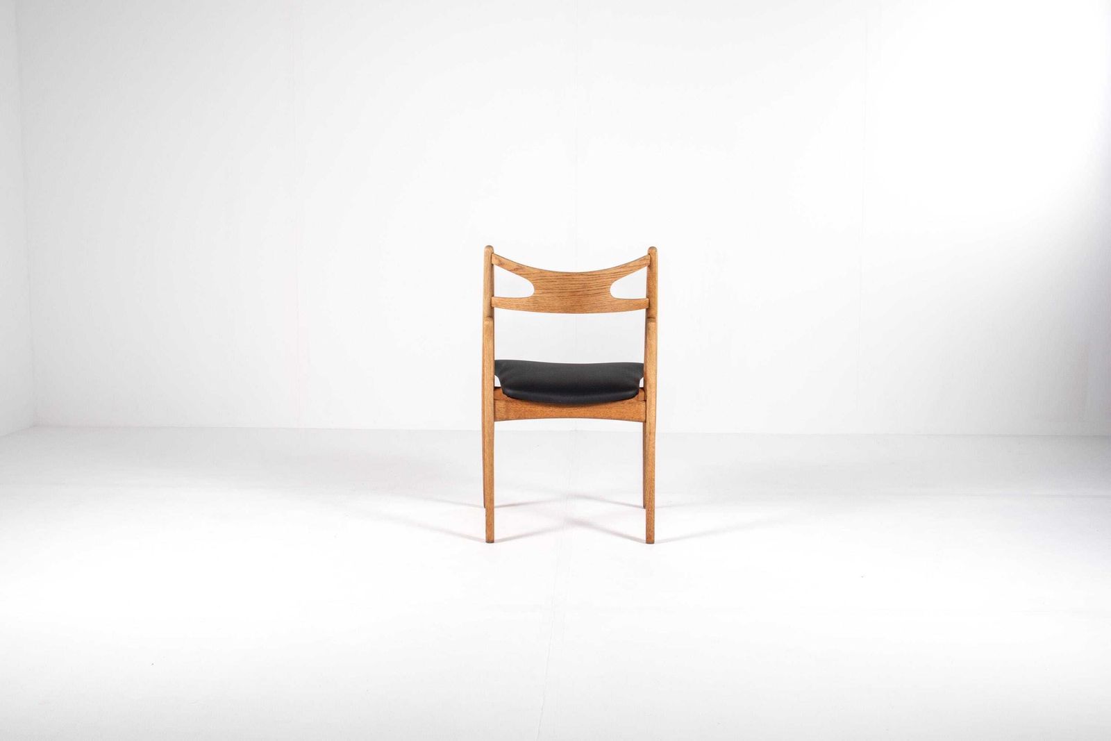 Sawbuck Chairs By Hans J. Wegner – Set Of 5, Model Ch29, Oak, 1950s photo buy