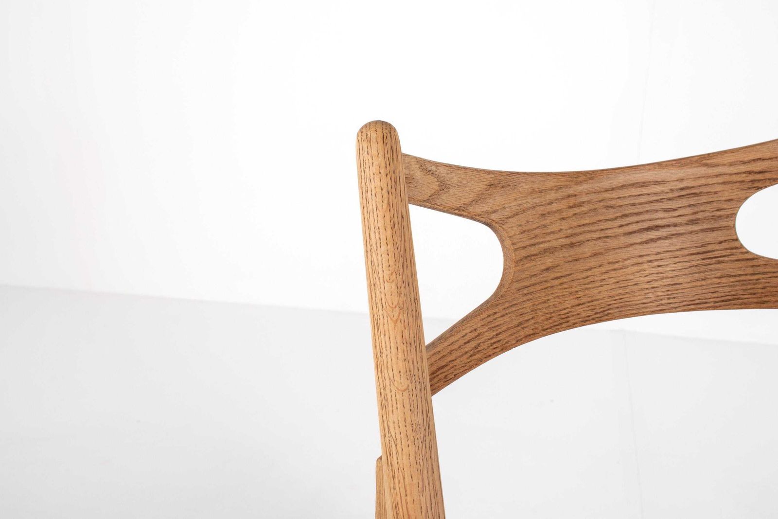 Furniture Sawbuck Chairs By Hans J. Wegner – Set Of 5, Model Ch29, Oak, 1950s photo