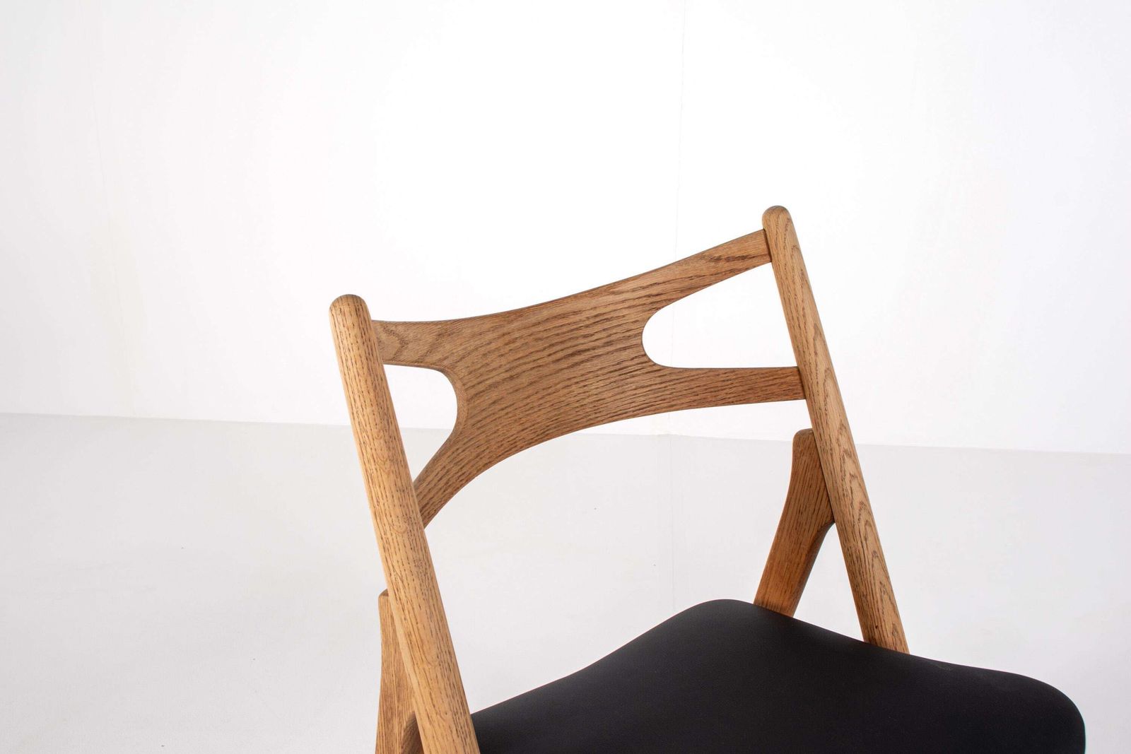 photo vinterior Sawbuck Chairs By Hans J. Wegner – Set Of 5, Model Ch29, Oak, 1950s