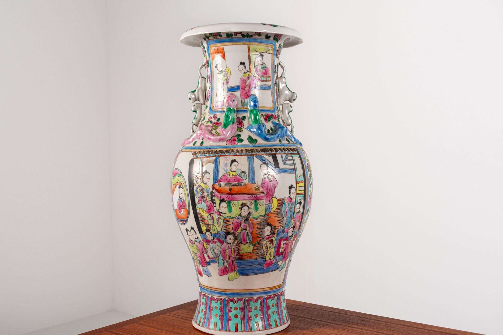 Large Vintage Chinese Famille Rose Vase
