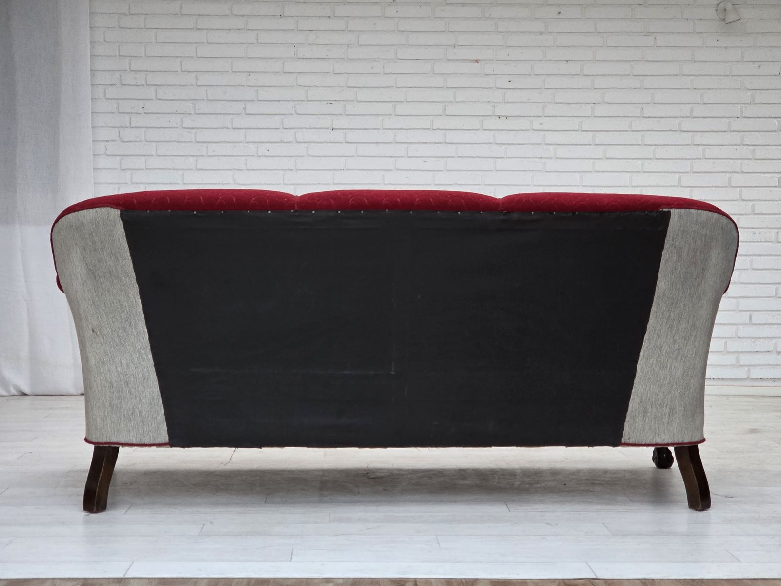 1950s, Danish 3 Seater Sofa, Red And Light Grey Furniture Wool, Carved Oak Wood. photo vintage