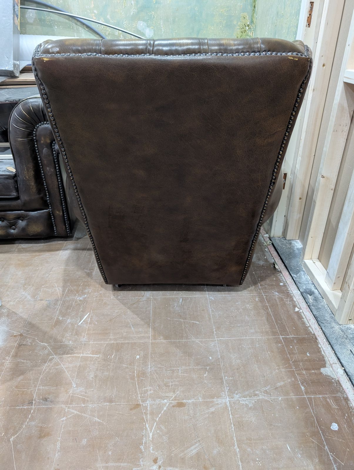 Brown/Yellowy Green Chesterfield Armchair On Wheels In Good Condition photo Furniture