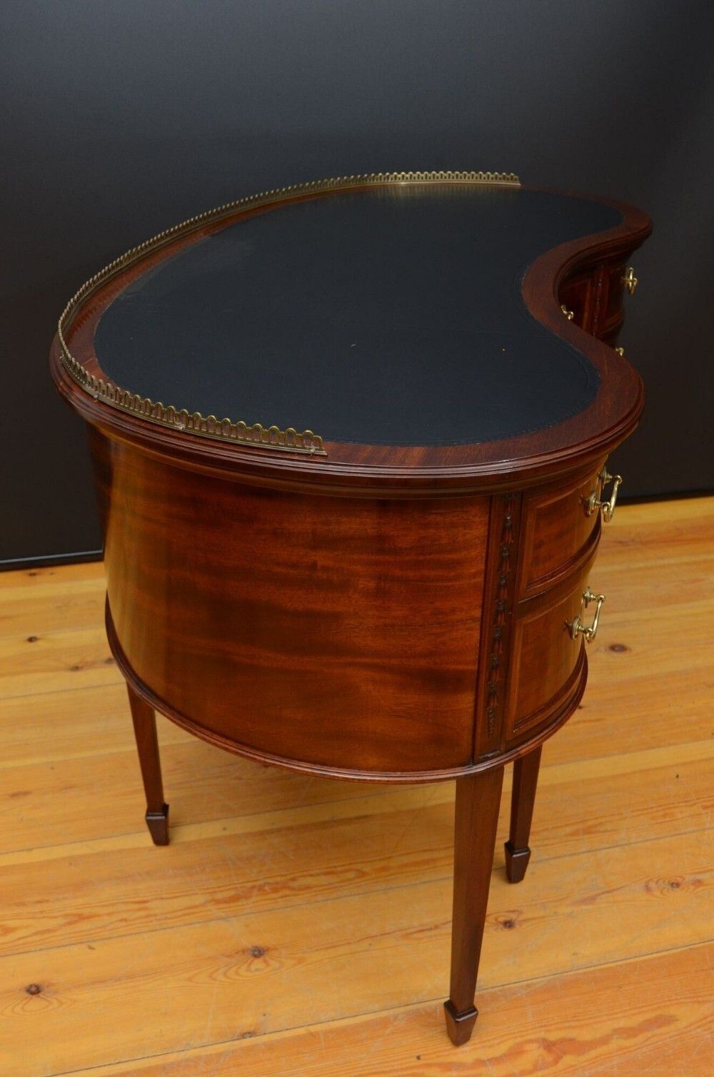 Edwardian Shapland & Petter Mahogany Kidney Shaped Writing Desk photo 3125.0