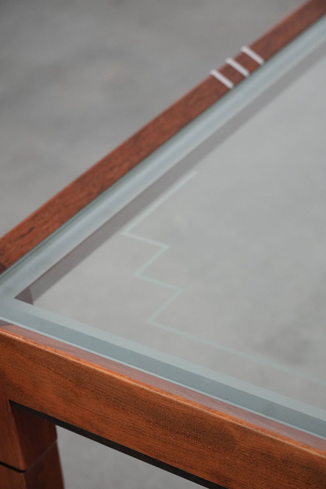 photo vinterior Beautiful Art Deco Design Coffee Table By Schuitema From The Decoforma Series With A Glass Top