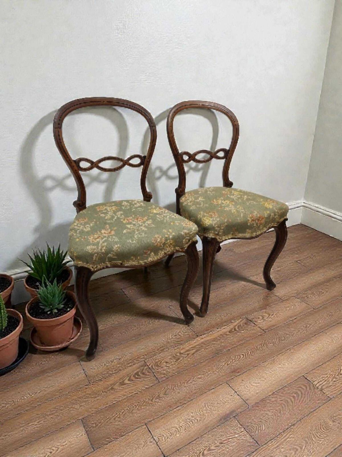 Antique Victorian Balloon Back Chairs / Late 19th Century / Set Of Two