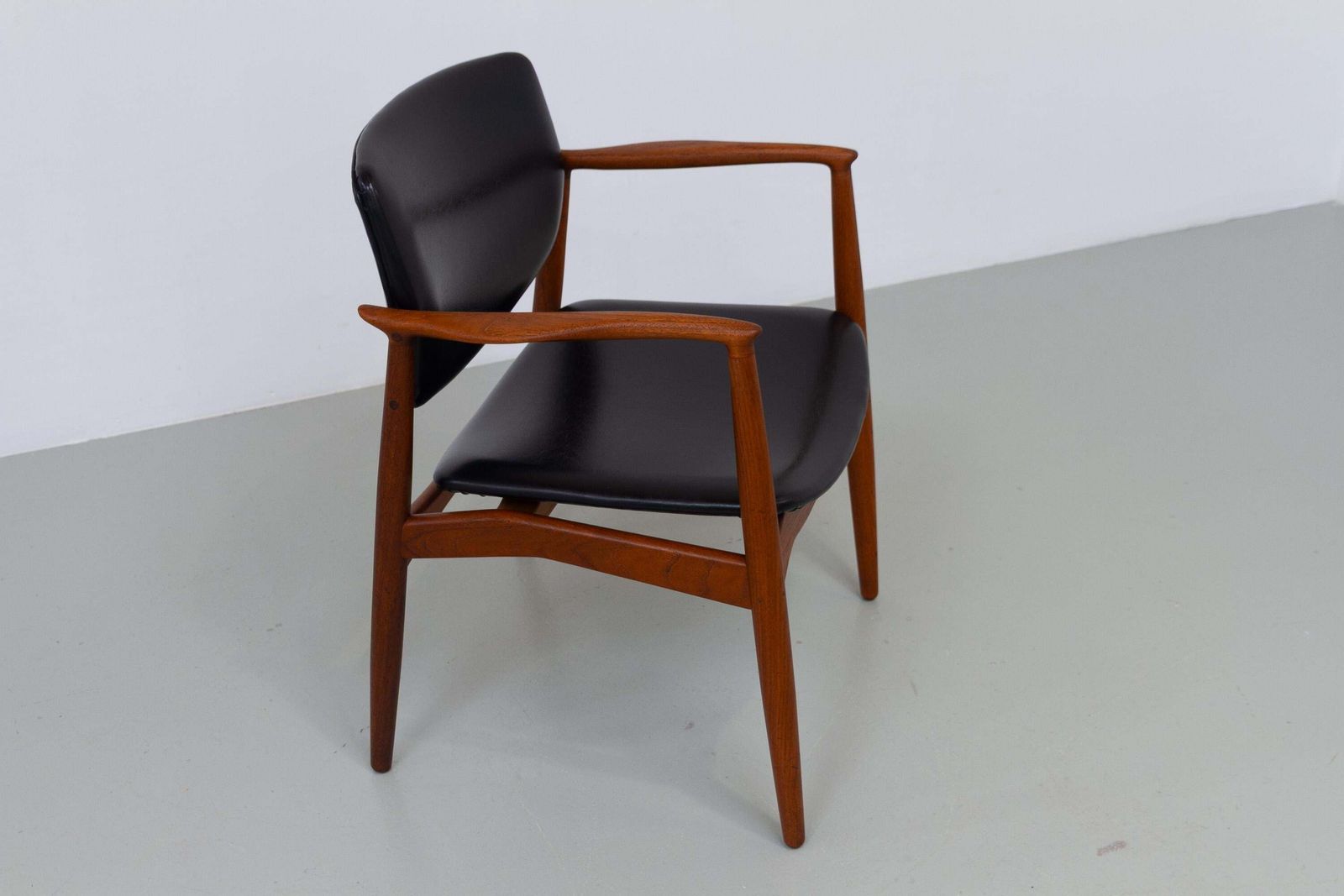 1412.0 Danish Teak Captain's Chair By Erik Buch For ørum, 1960s. photo
