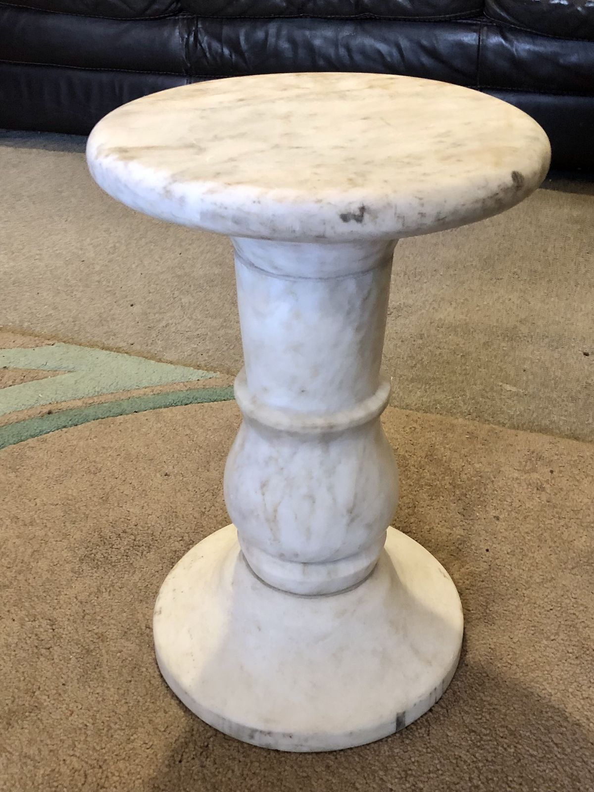 295.0 Handsome Antique Off White Marble Pedestal photo