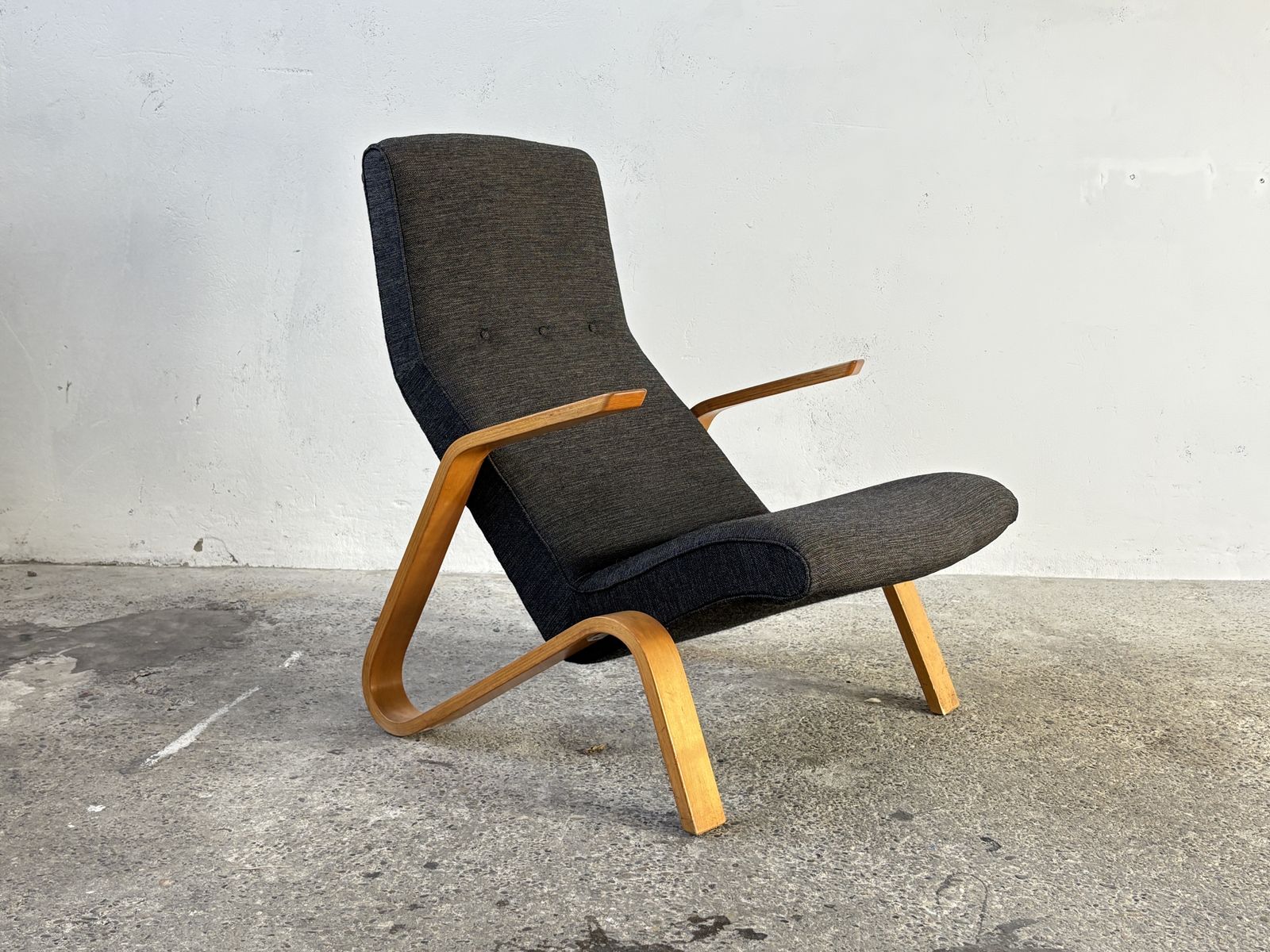 Grasshopper Lounge Chair Designed By Eero Saarinen For Knoll 1950ies photo vintage