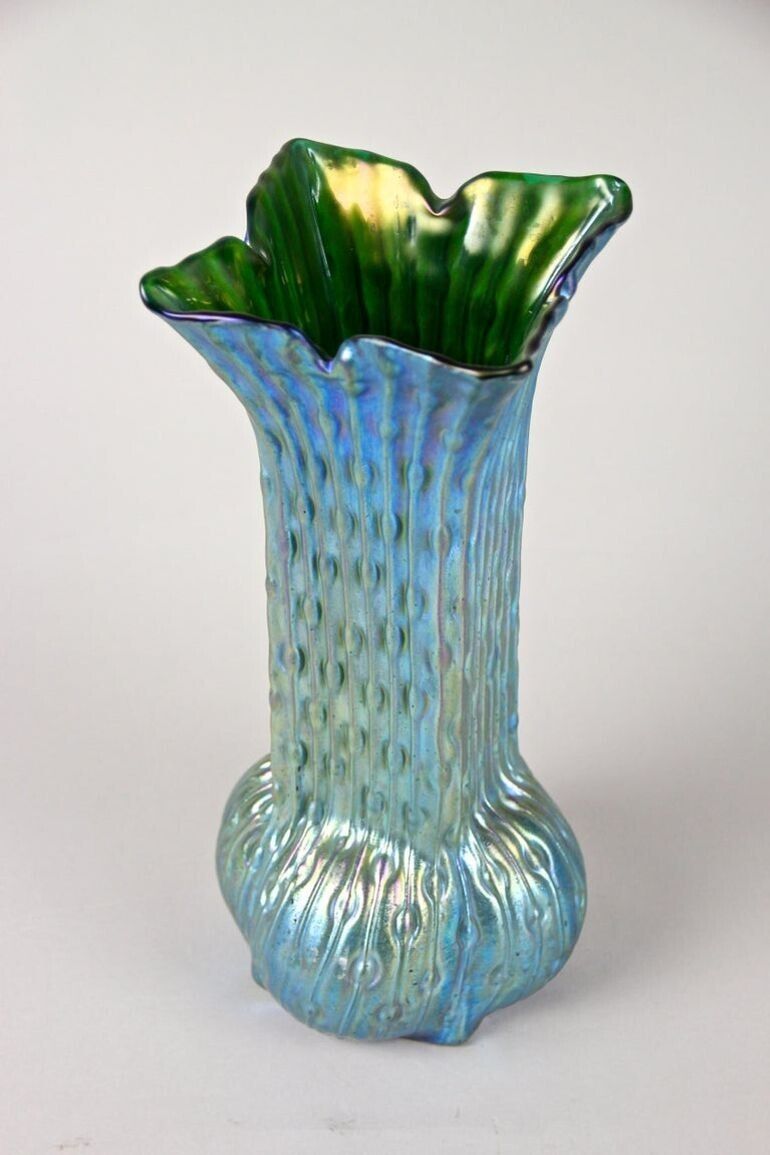 20th Century Art Nouveau Glass Vase By W. Kralik   Iridescent, Bohemia Ca. 1902 photo 5900.0
