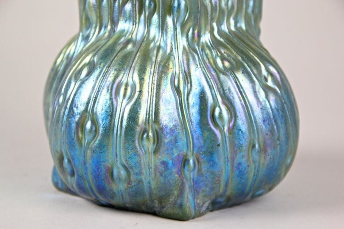 20th Century Art Nouveau Glass Vase By W. Kralik   Iridescent, Bohemia Ca. 1902 photo buy