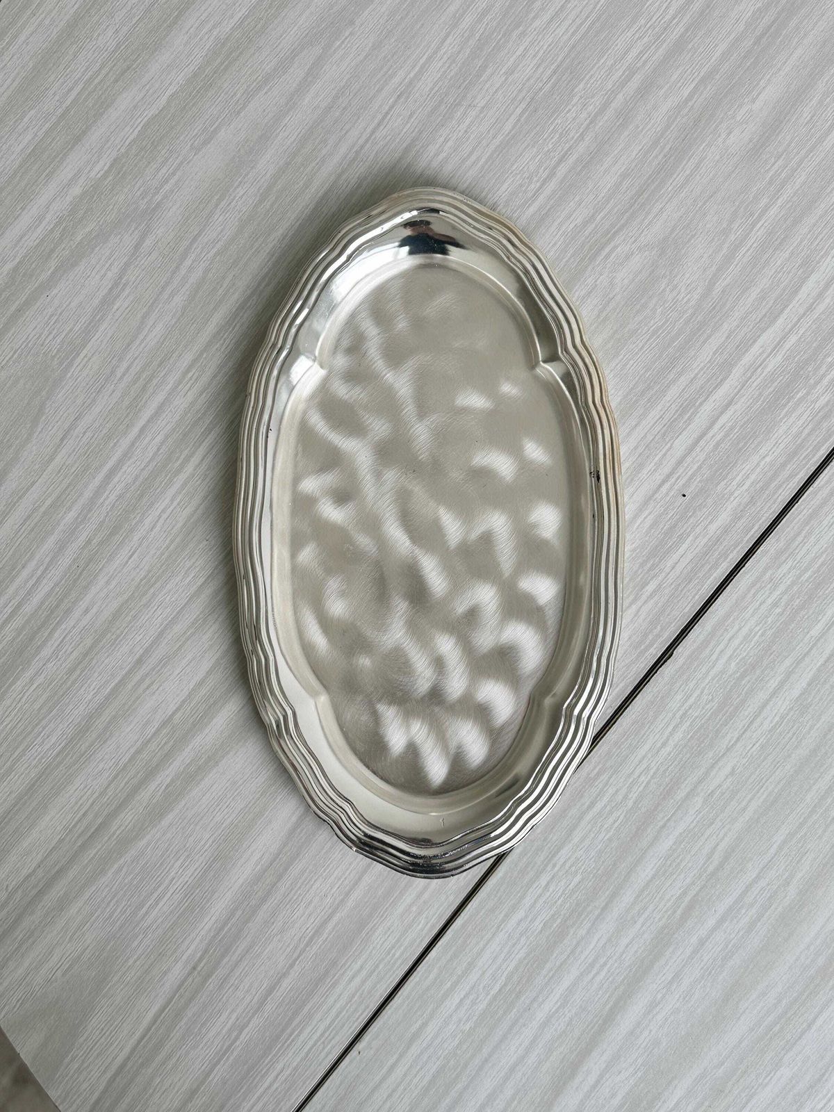 Lightweight, Shiny Metal Trays, Elegant Antique Trays, Chic Serving Platter, Refined Table Decoration, Elegant Service photo vintage