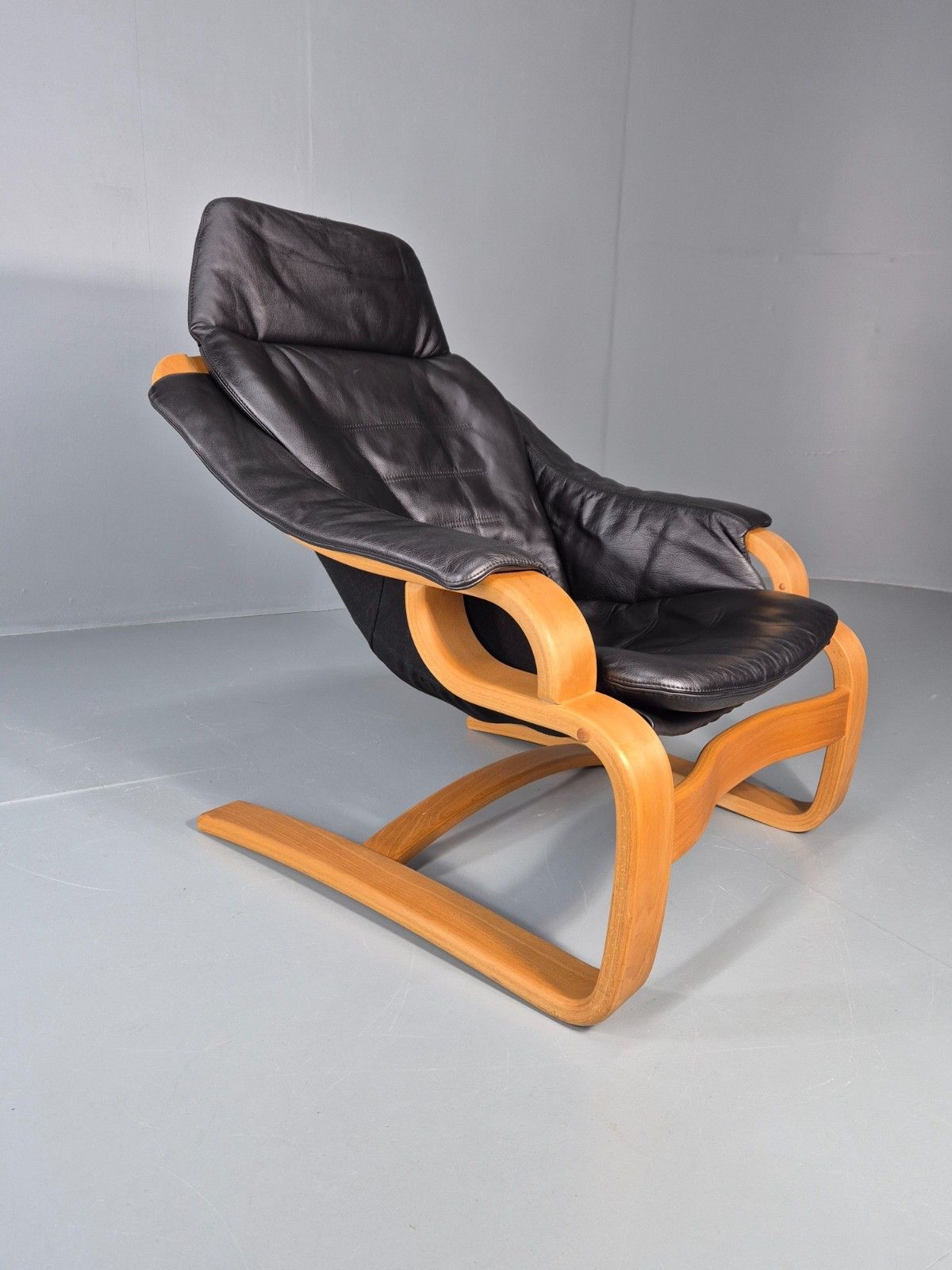 Skippers Apollo Leather Lounge Chair Bentwood Frame 1980s Retro Mcm Eb11290 Mben photo buy