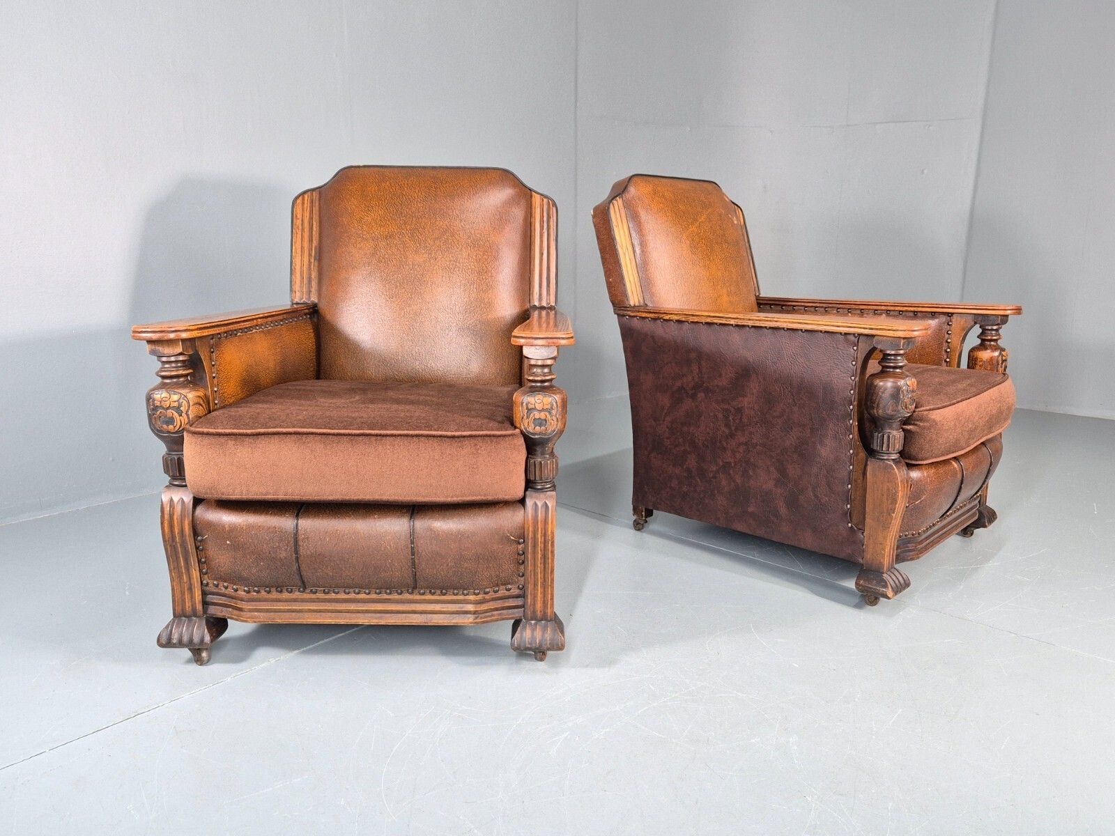2 Edwardian Lounge Chairs Baroque Oak Frame Rexine And Velour Eb11264 Vlea