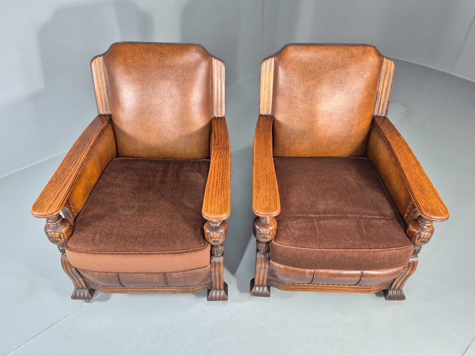 2 Edwardian Lounge Chairs Baroque Oak Frame Rexine And Velour Eb11264 Vlea photo buy