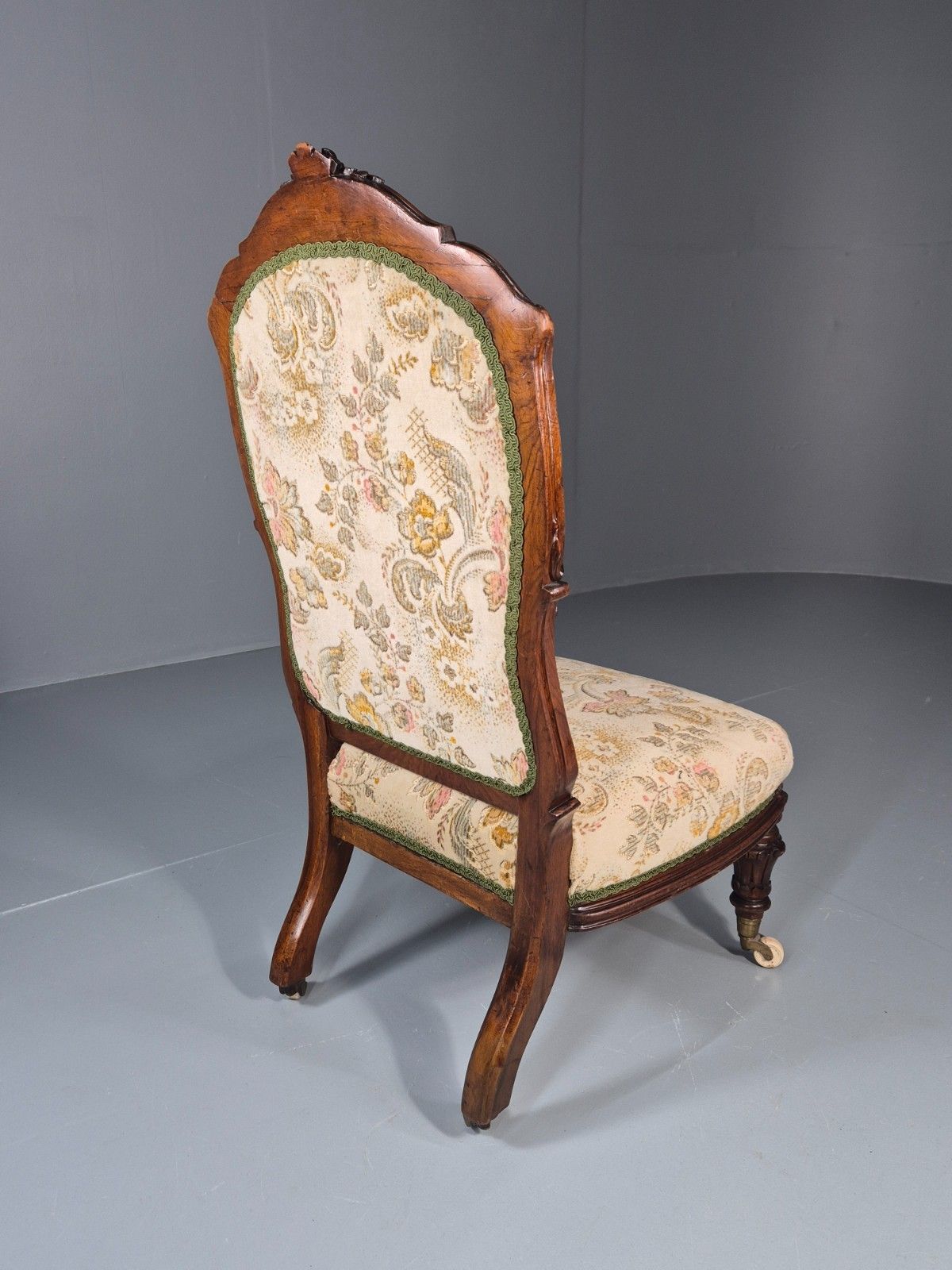 photo furniture Antique Mahogany Nursing Chair Floral Upholstery 1880s Victorian Eb11175 Vclo