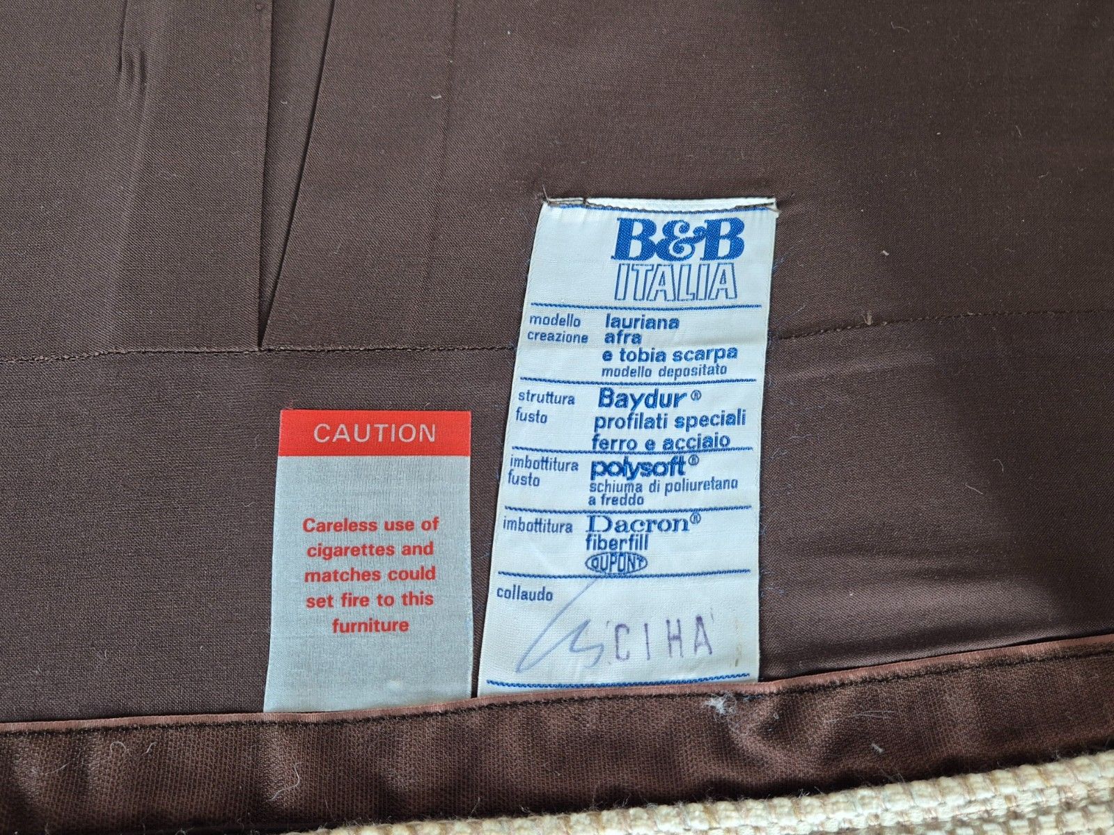 photo furniture Afra And Tobia Scarpa For B And B Italia Two Seater  Lauriana 80s Eb11007 M2ss
