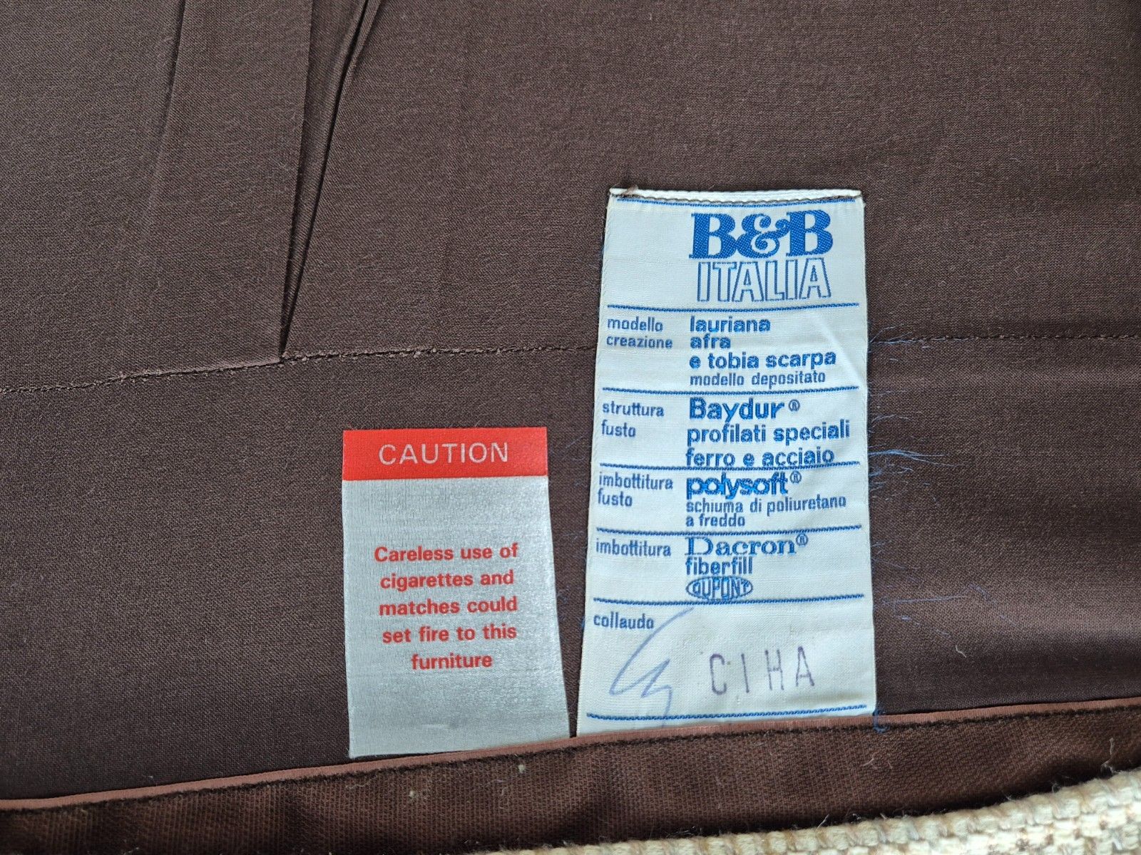 photo furniture Afra And Tobia Scarpa For B And B Italia Two Seater  Lauriana 80s Eb11007 M2ss
