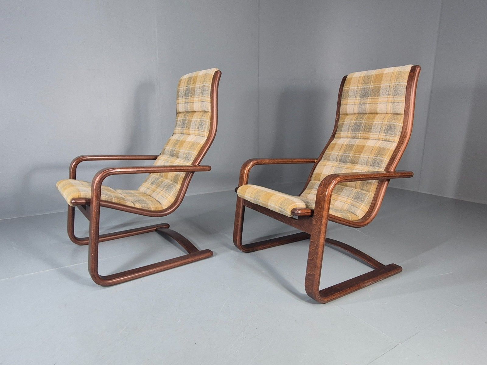 photo furniture 2 Mid Century Lounge Chairs New Upholstery 1970s Retro Danish  Eb10325 Mben