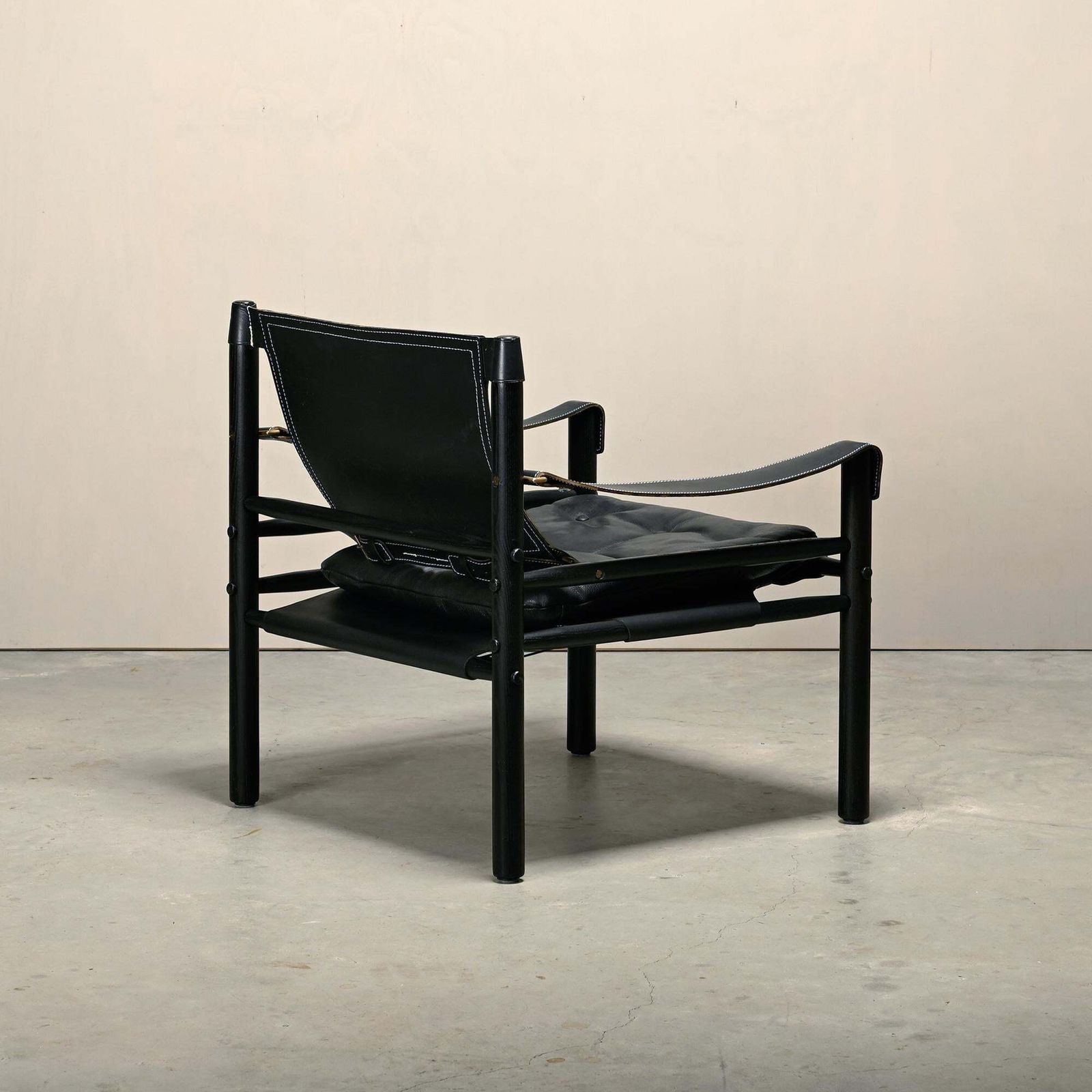 Arne Norell Sirocco Safari Lounge Chair In Black Leather / Stained Ash, Sweden photo 1706.0