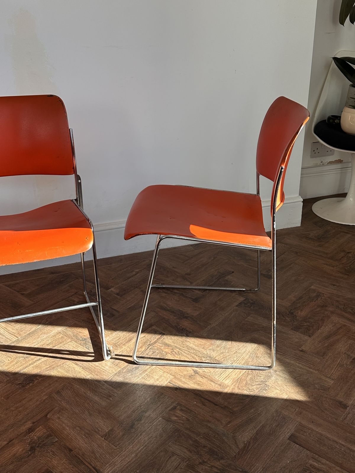 photo furniture Set Of 5 Original Steel 4/40 Chairs By David Rowland Manufactured By Gf In 1960s (Original Rather Than Howe)