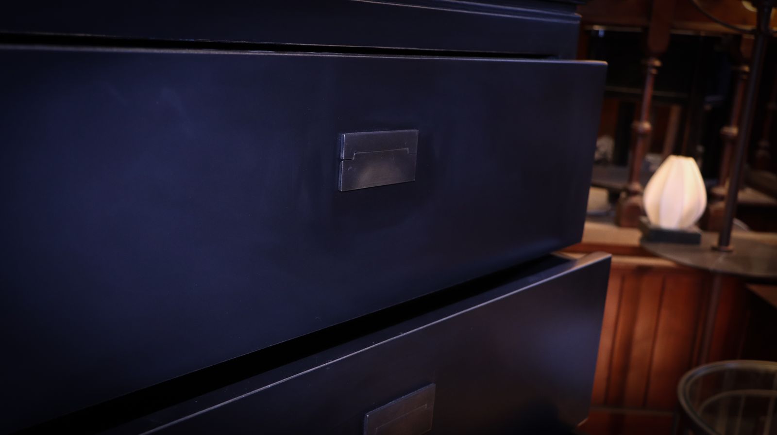 Stunning Lombok Canton Large Chest Of Drawers Solid Wood Black Ash 5 Drawers photo vinterior