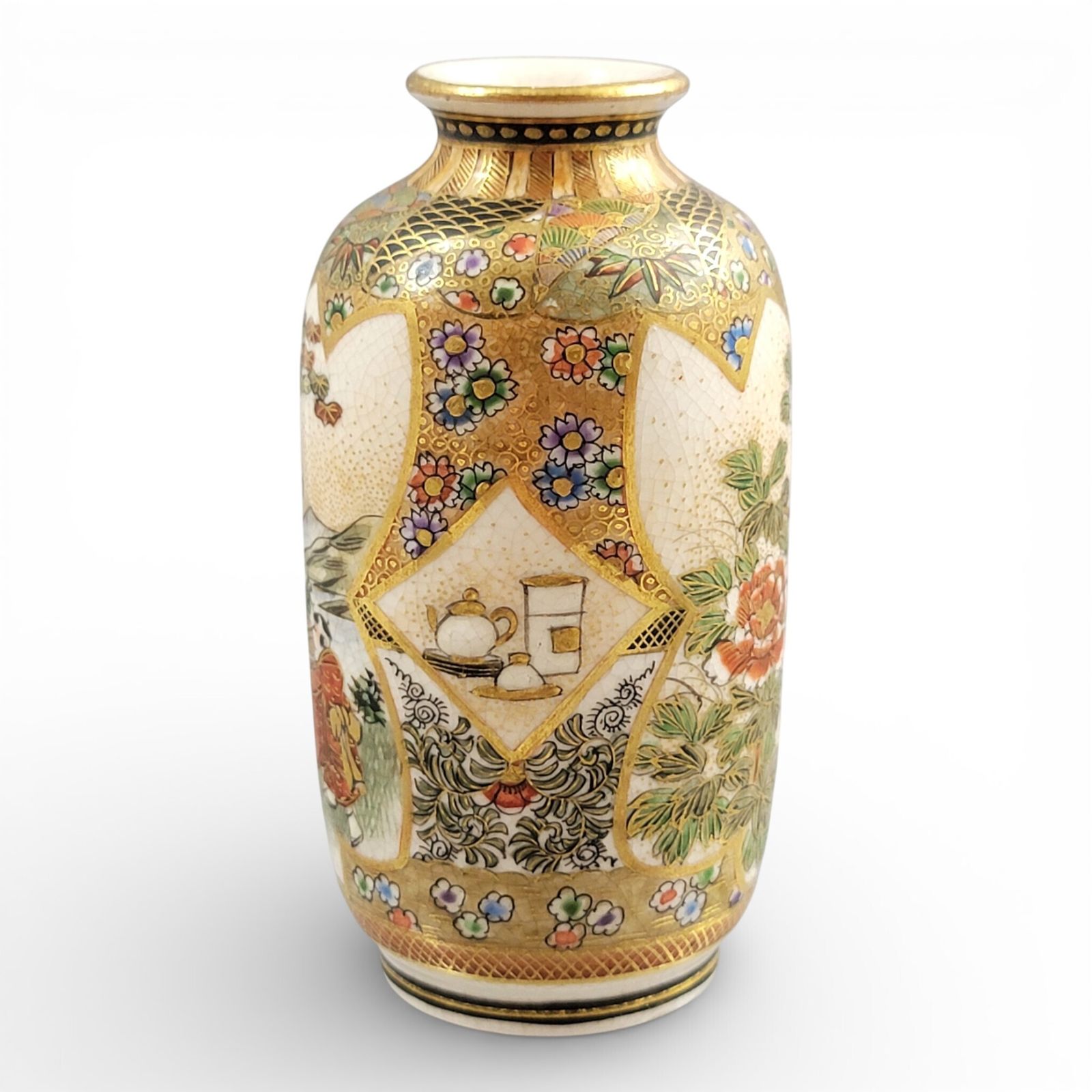 photo vinterior Meiji Period Satsuma Vase With Family And Tea Utensils, Fine Gilding