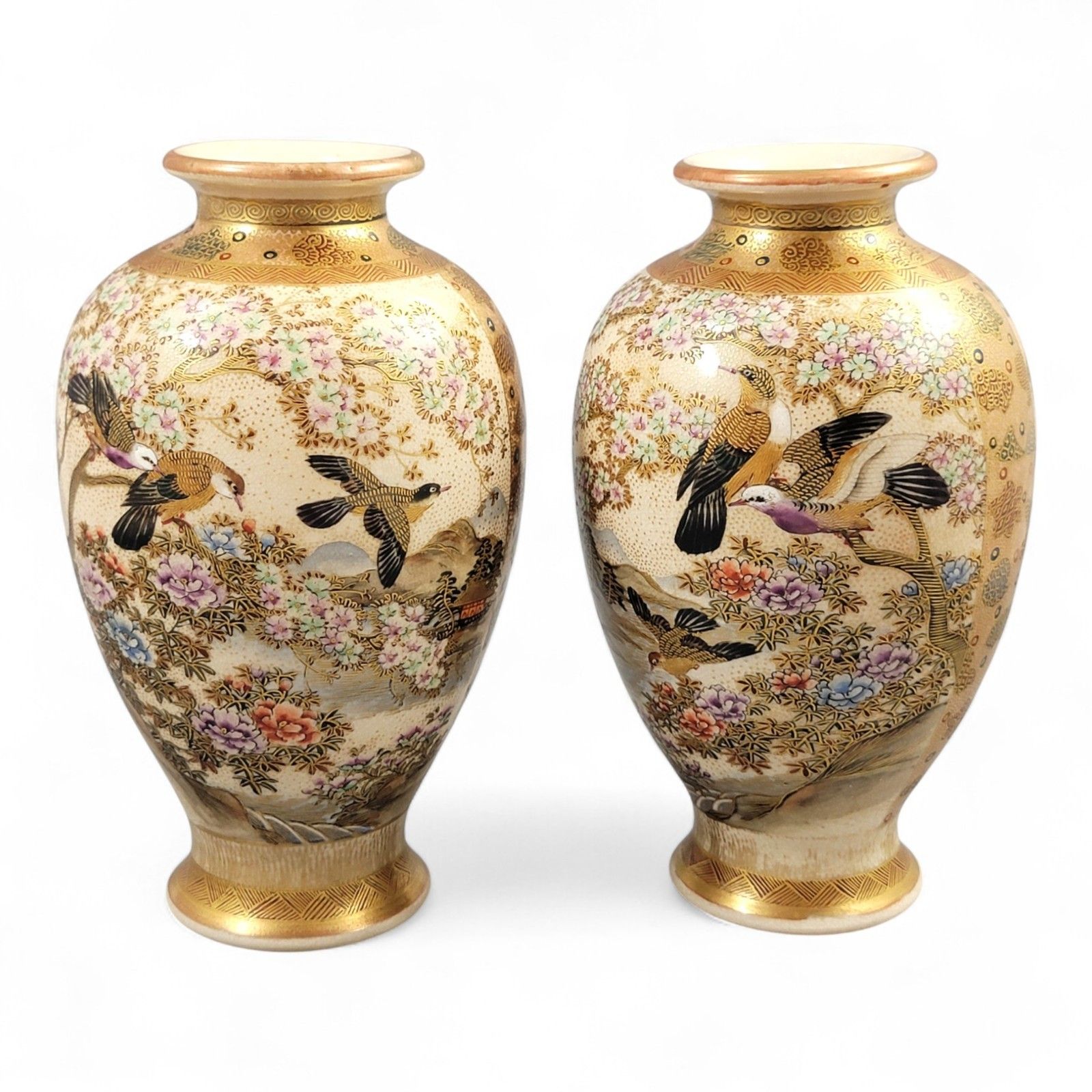 Antique Meiji Pair Hododa Satsuma Vases, Shimazu Mon Exhibition Quality C. 1900