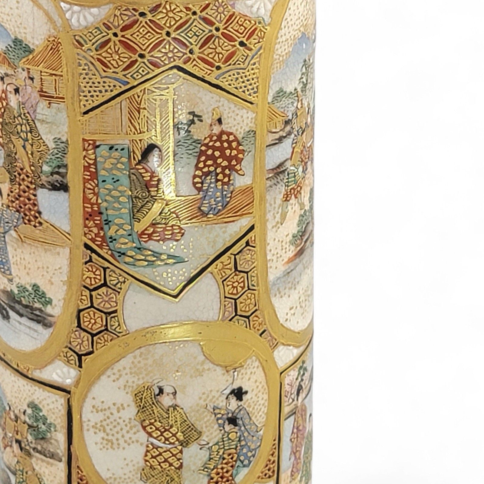 photo vintage Meiji Japanese Satsuma Cylindrical Vase With Samurai Scenes, Shimazu Mark