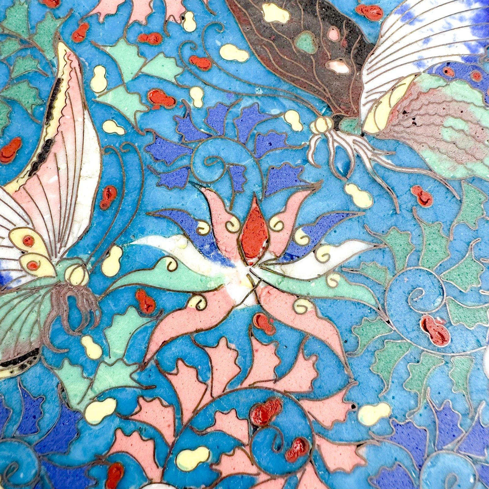 Large Japanese Porcelain & Cloisonné Enamel Dish, Meiji Period, C. 1880s photo vinterior
