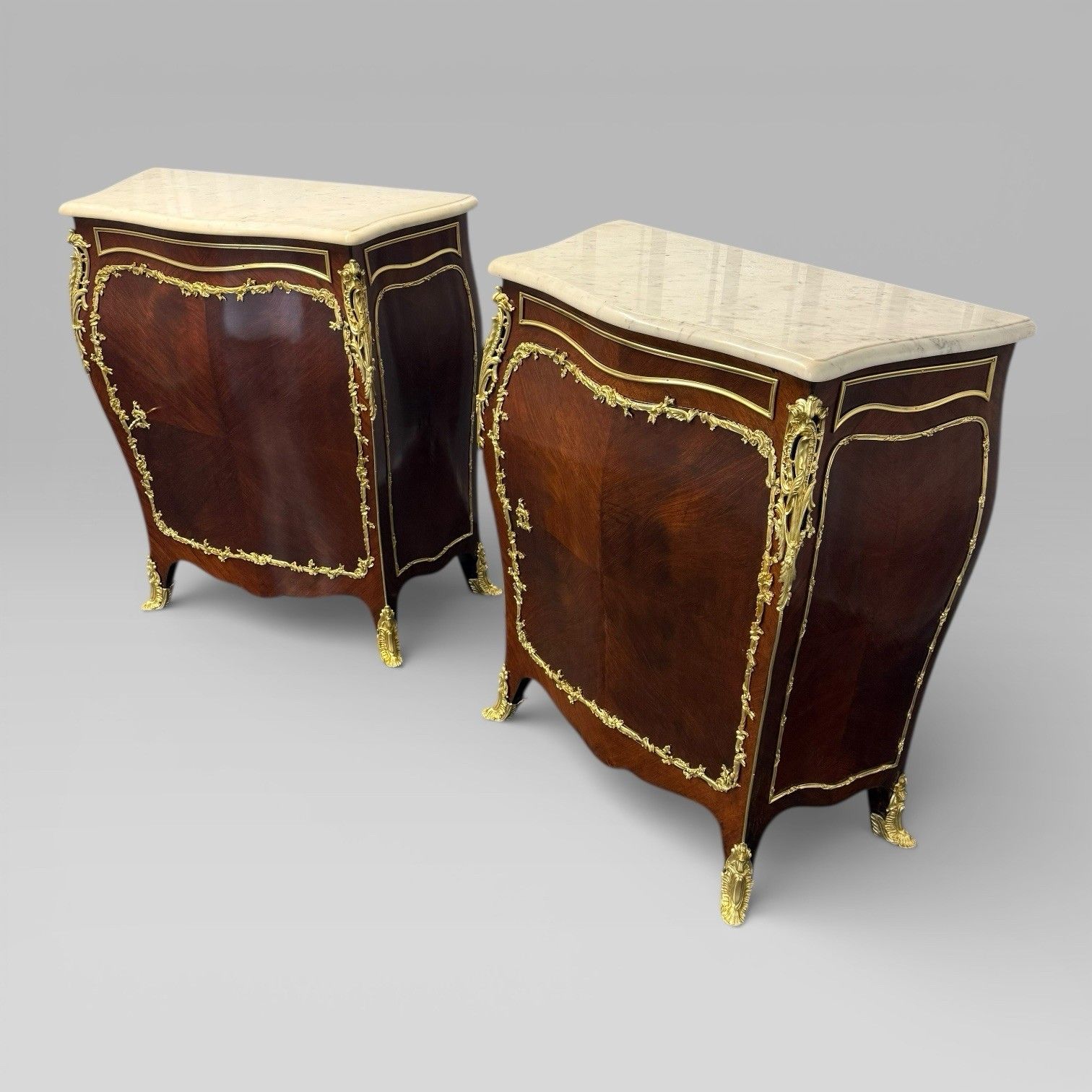 Antique Pair Of Late 19th Century French Kingwood Bombe Cabinets By E. Kahn photo Furniture